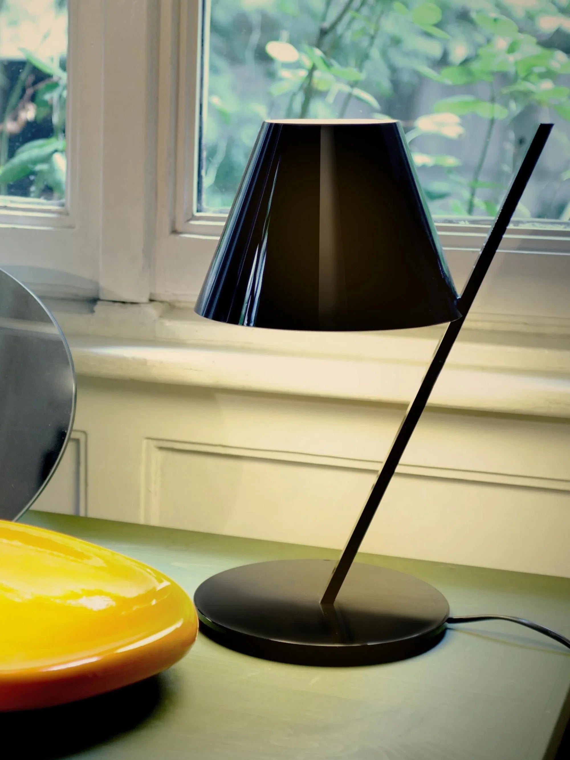 Table lamp LA PETITE black