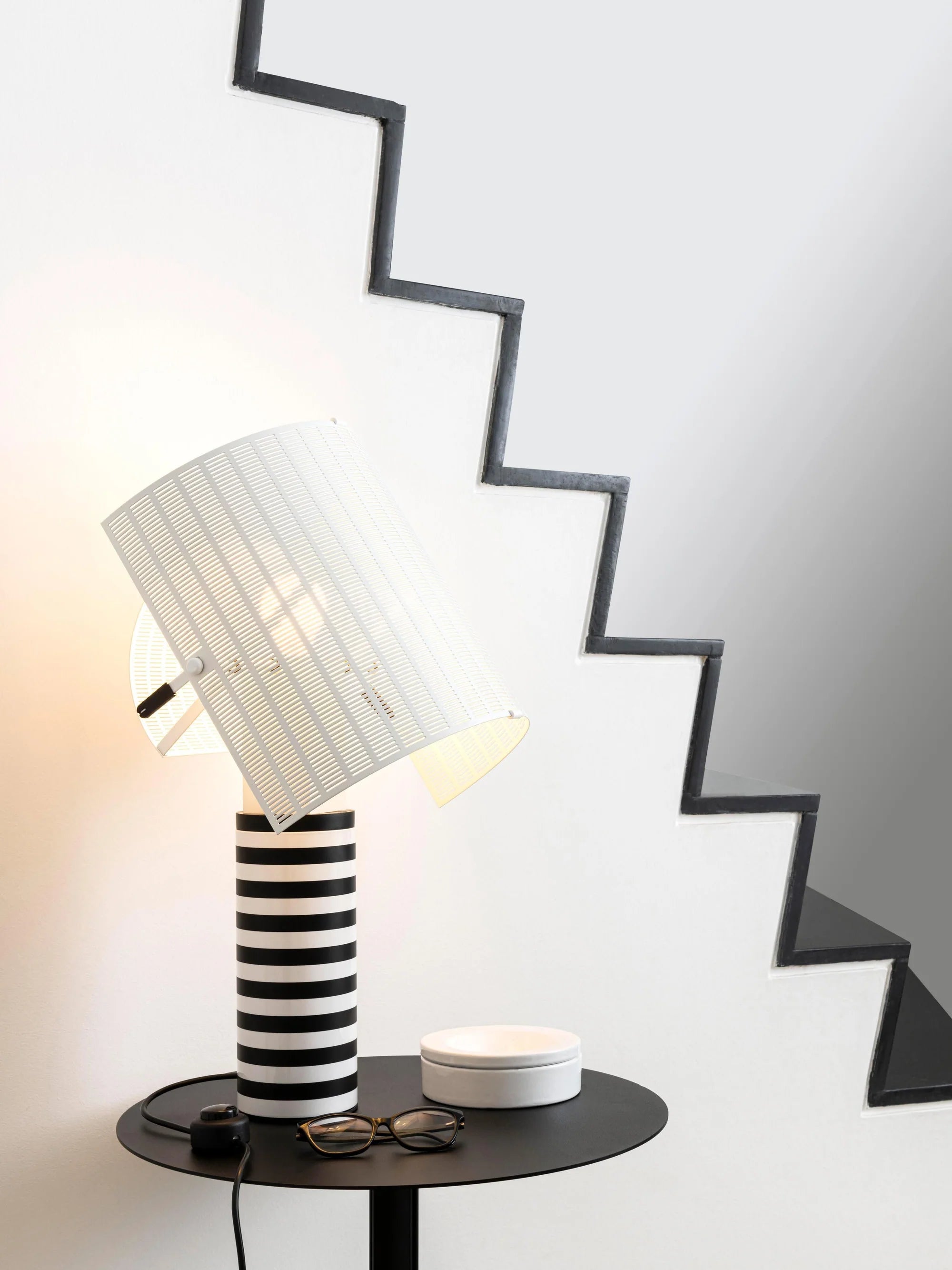 SHOGUN White Table Lamp with Black