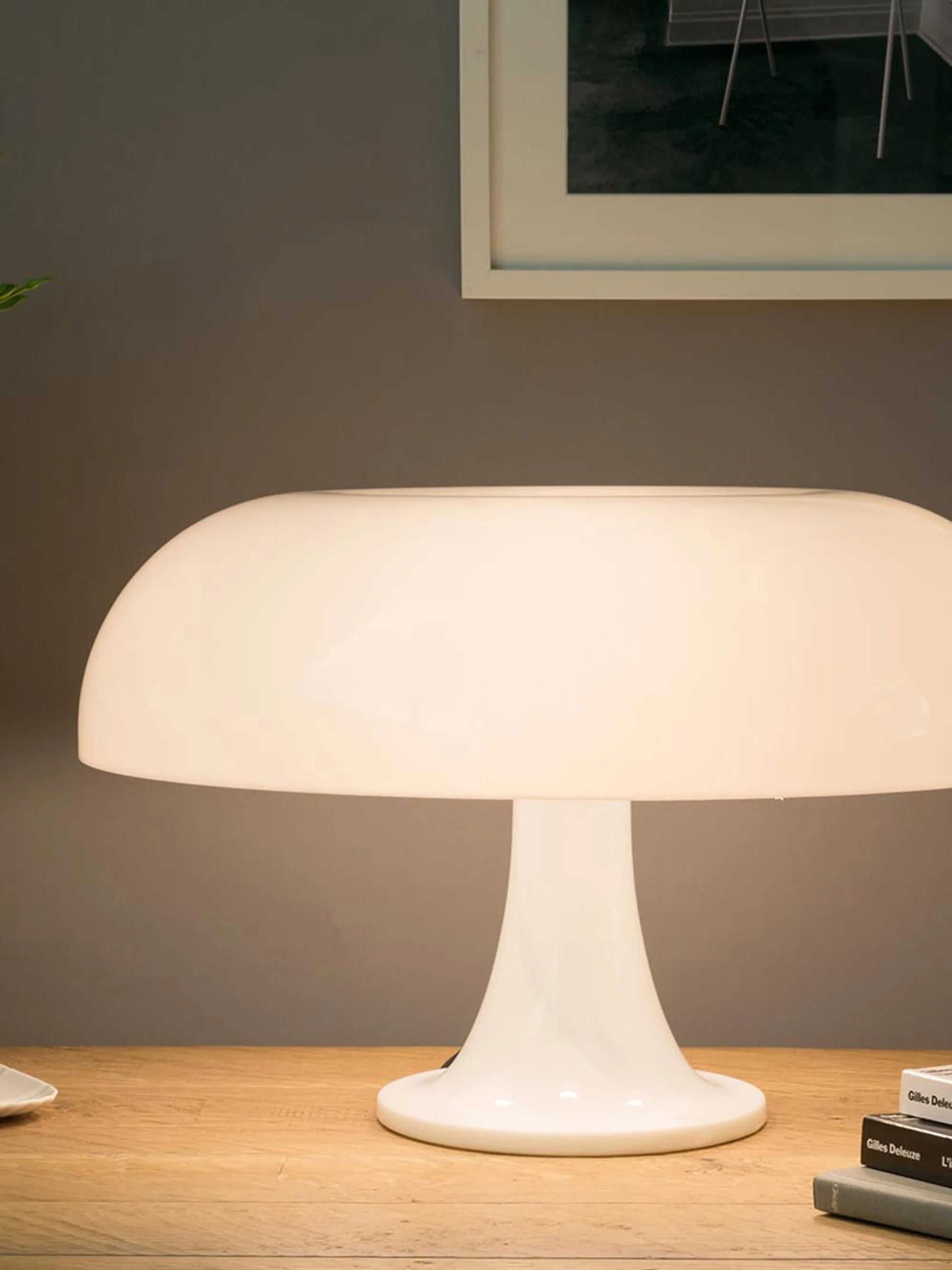 NESSO White Table Lamp