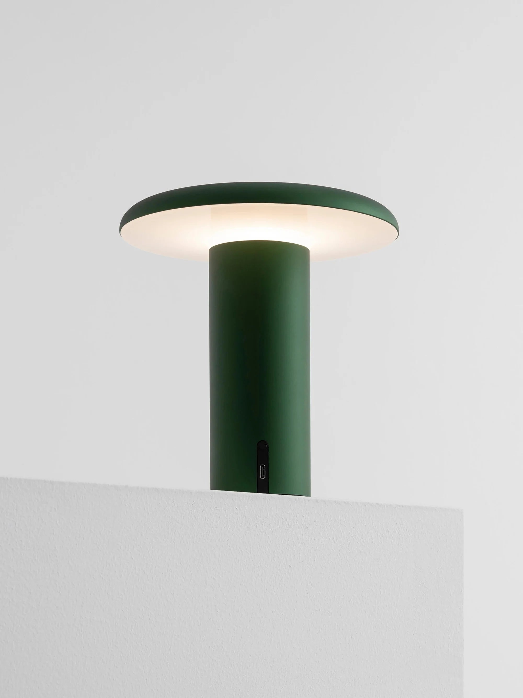 Portable Lamp TAKKU anodized green