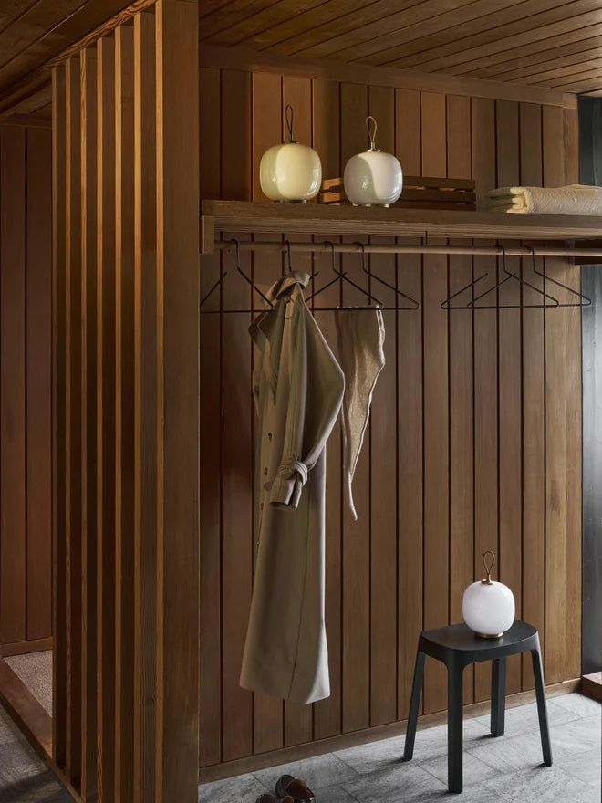 Portable lamp VL 45 white with brass base