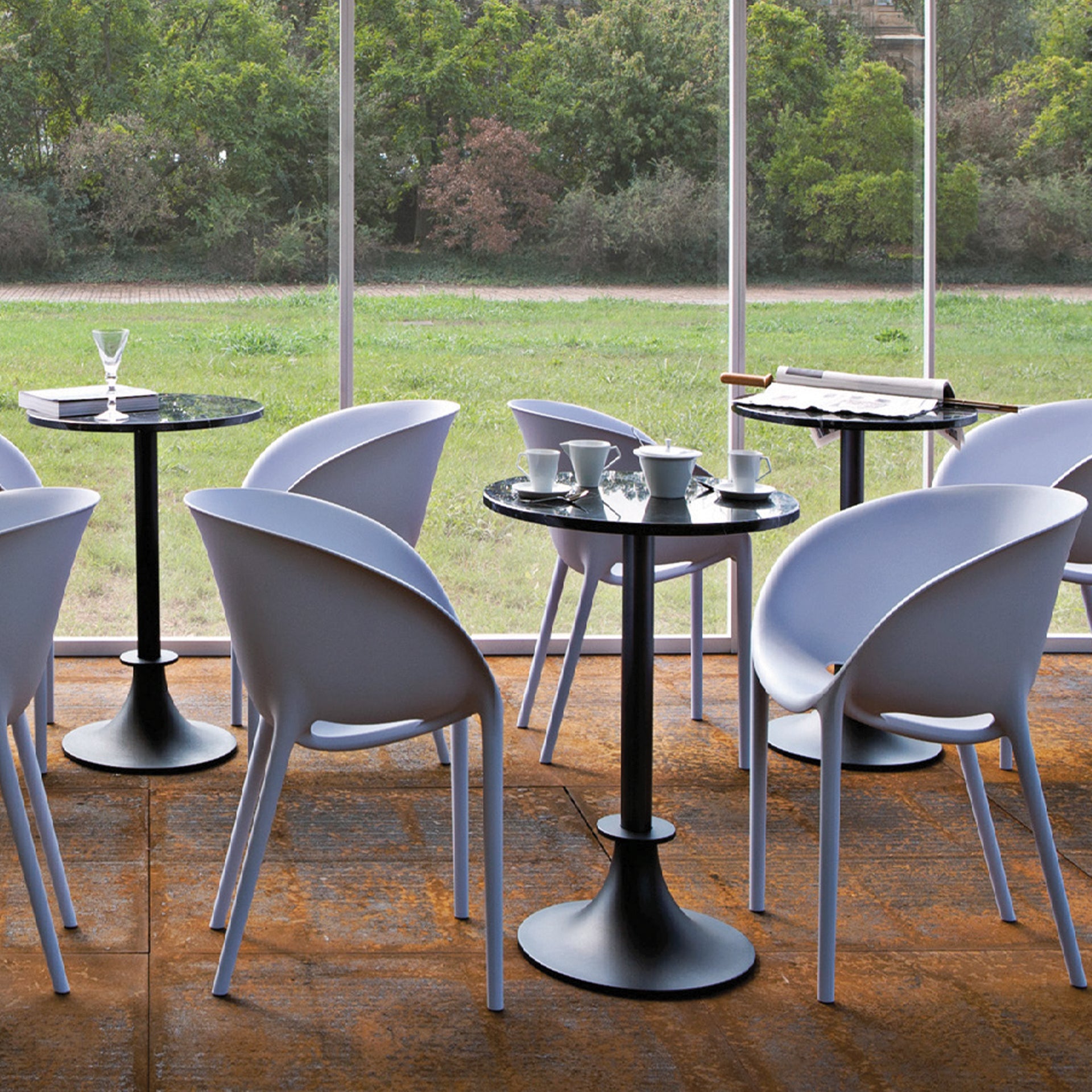 Lord Yi White Marmor Cafe Table