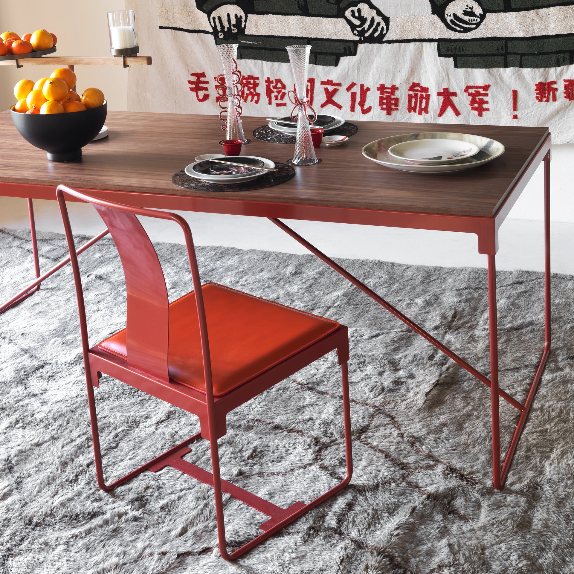 Mingx orange chair