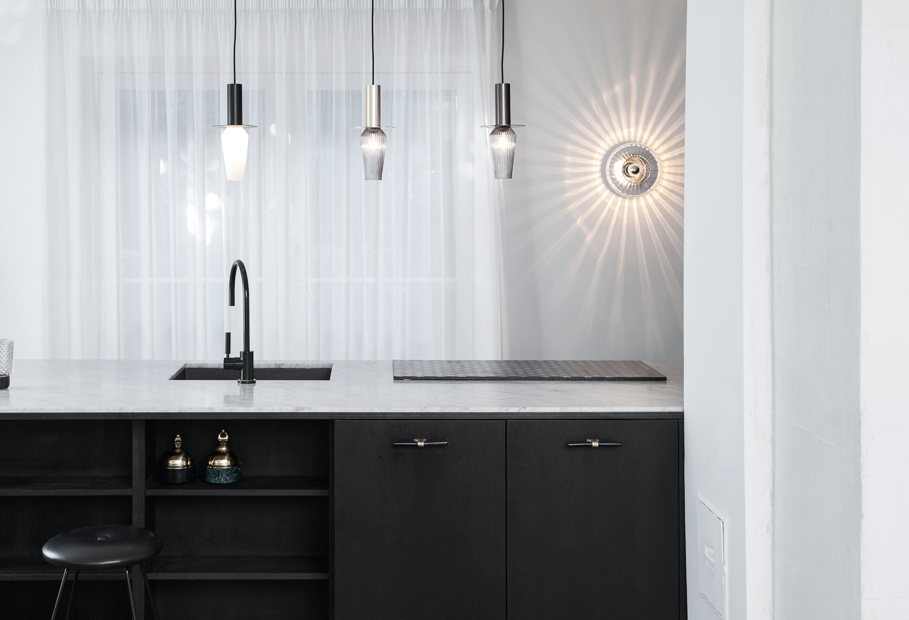NEW WAVE OPTIC wall lamp smoky glass