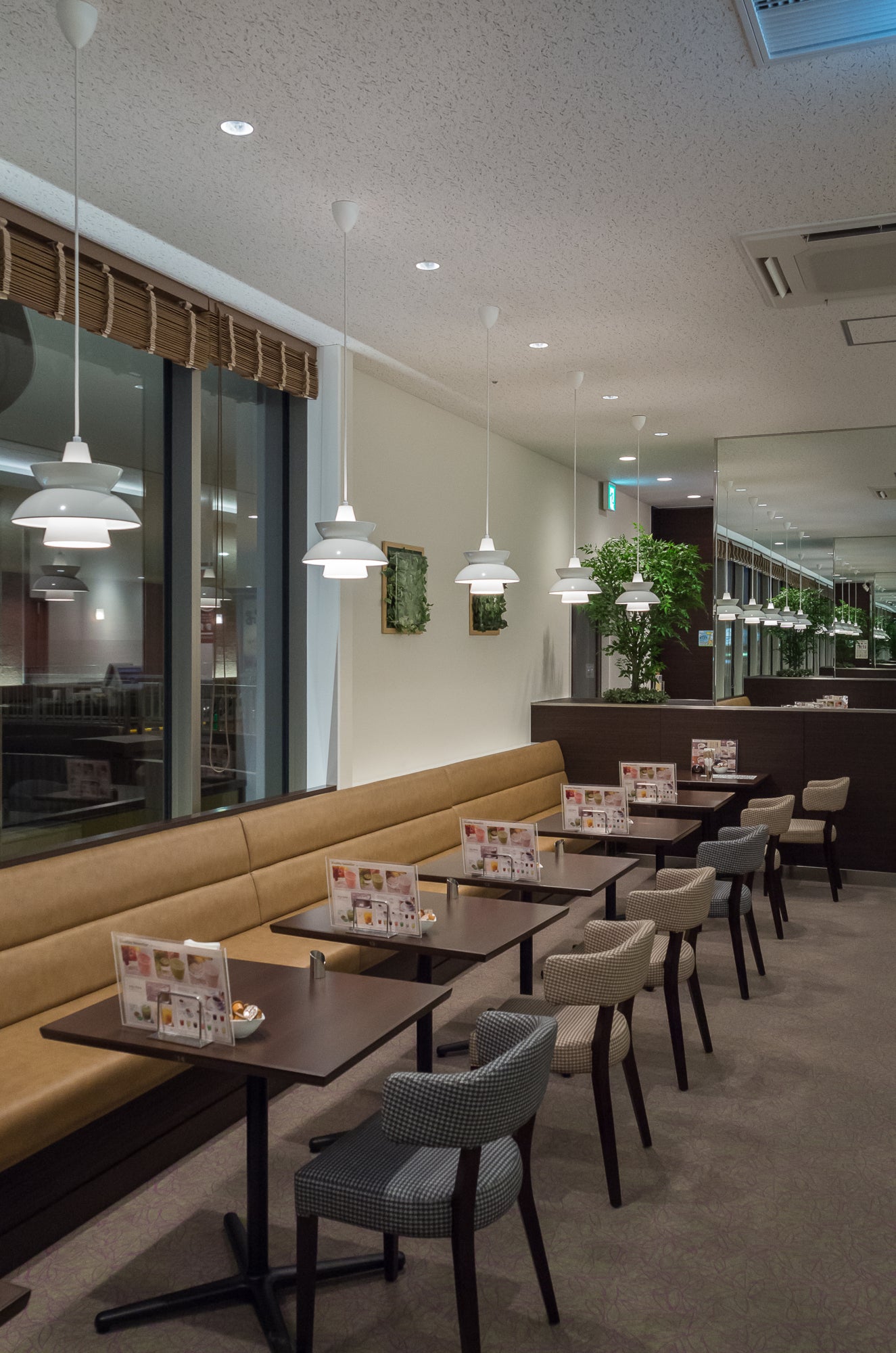 DOO-WOP white pendant lamp