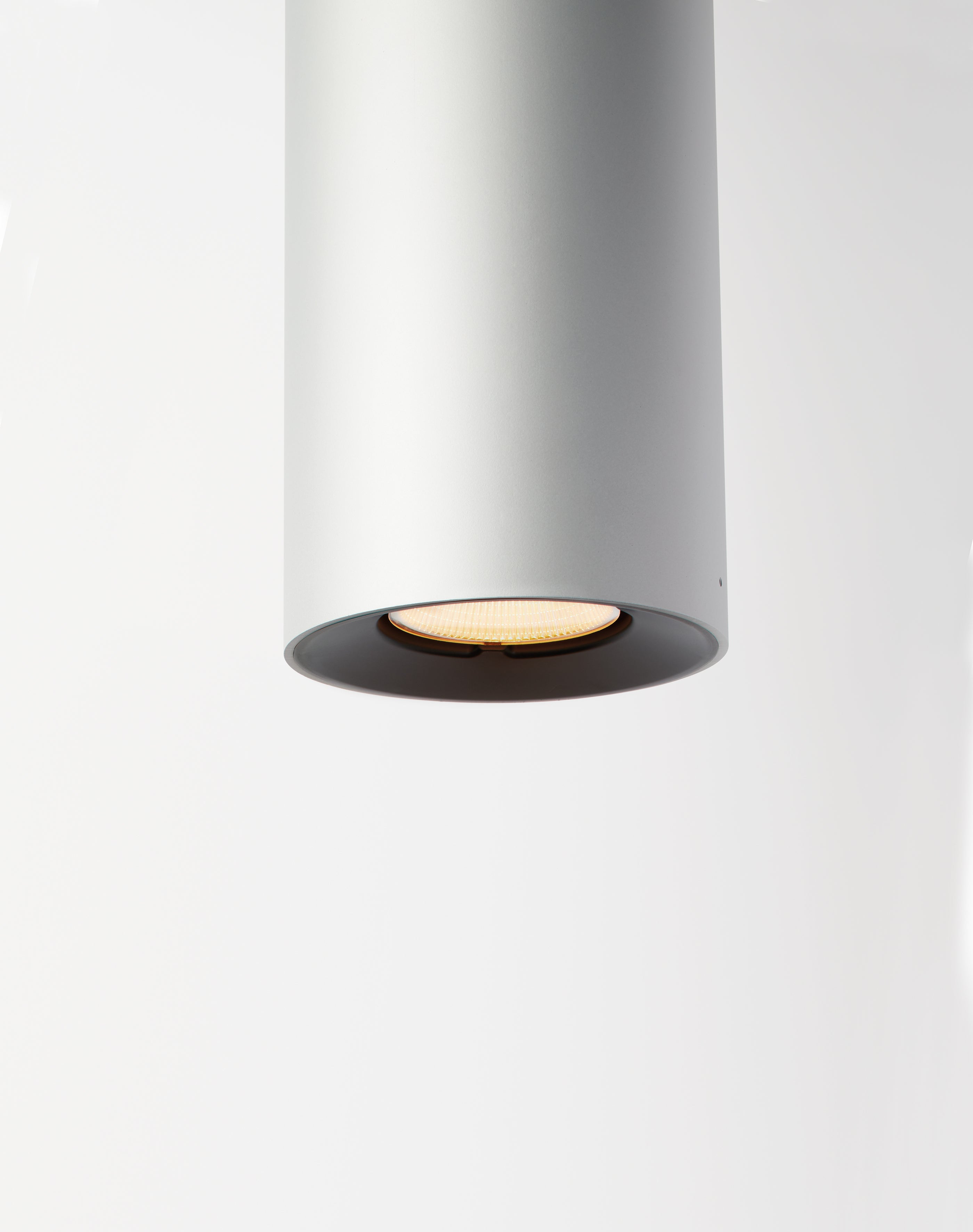 E04 hanging lamp brass