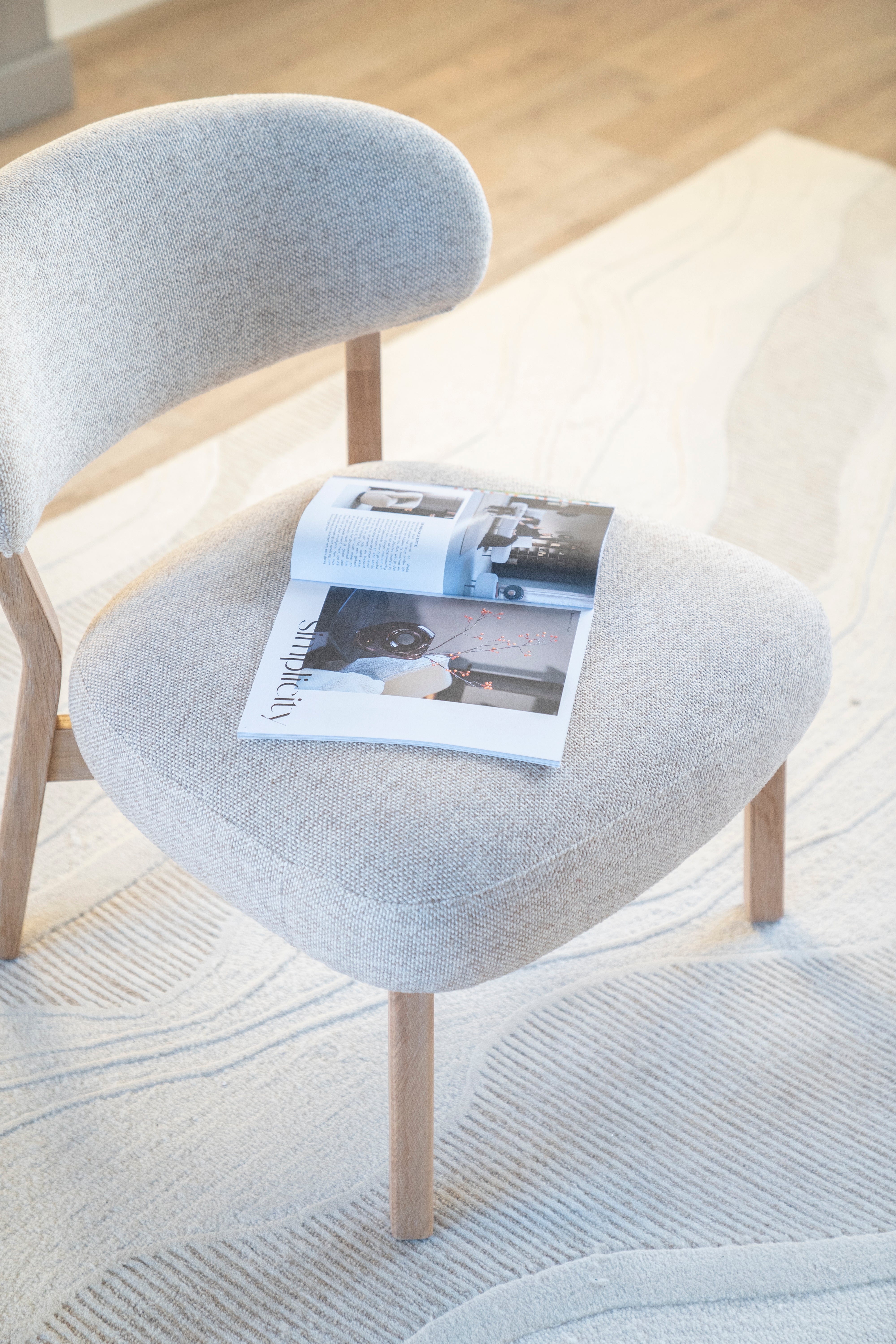 MIKKY Beige Armchair with Light Wooden Base