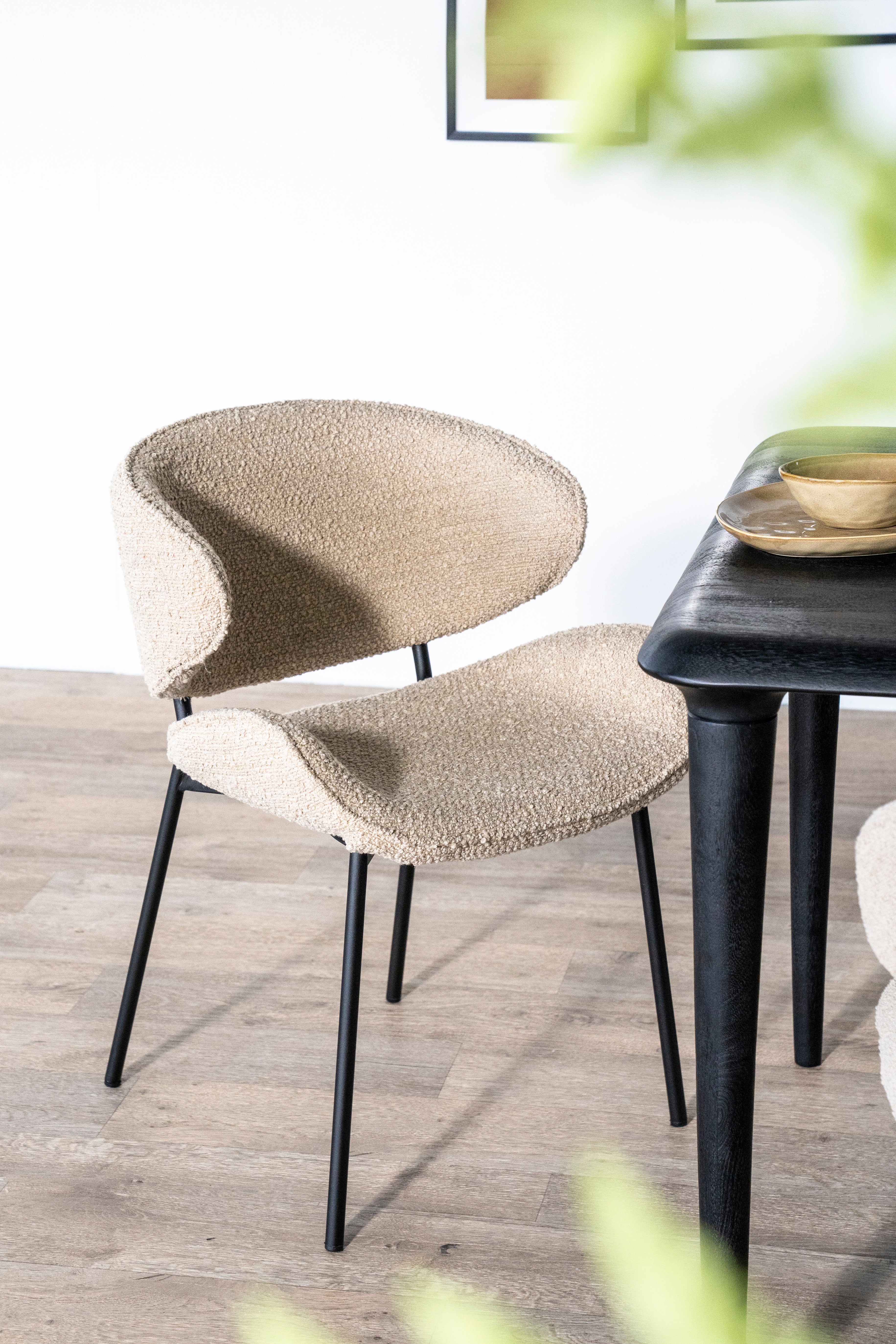 TESS Chair in Sand with Black Base