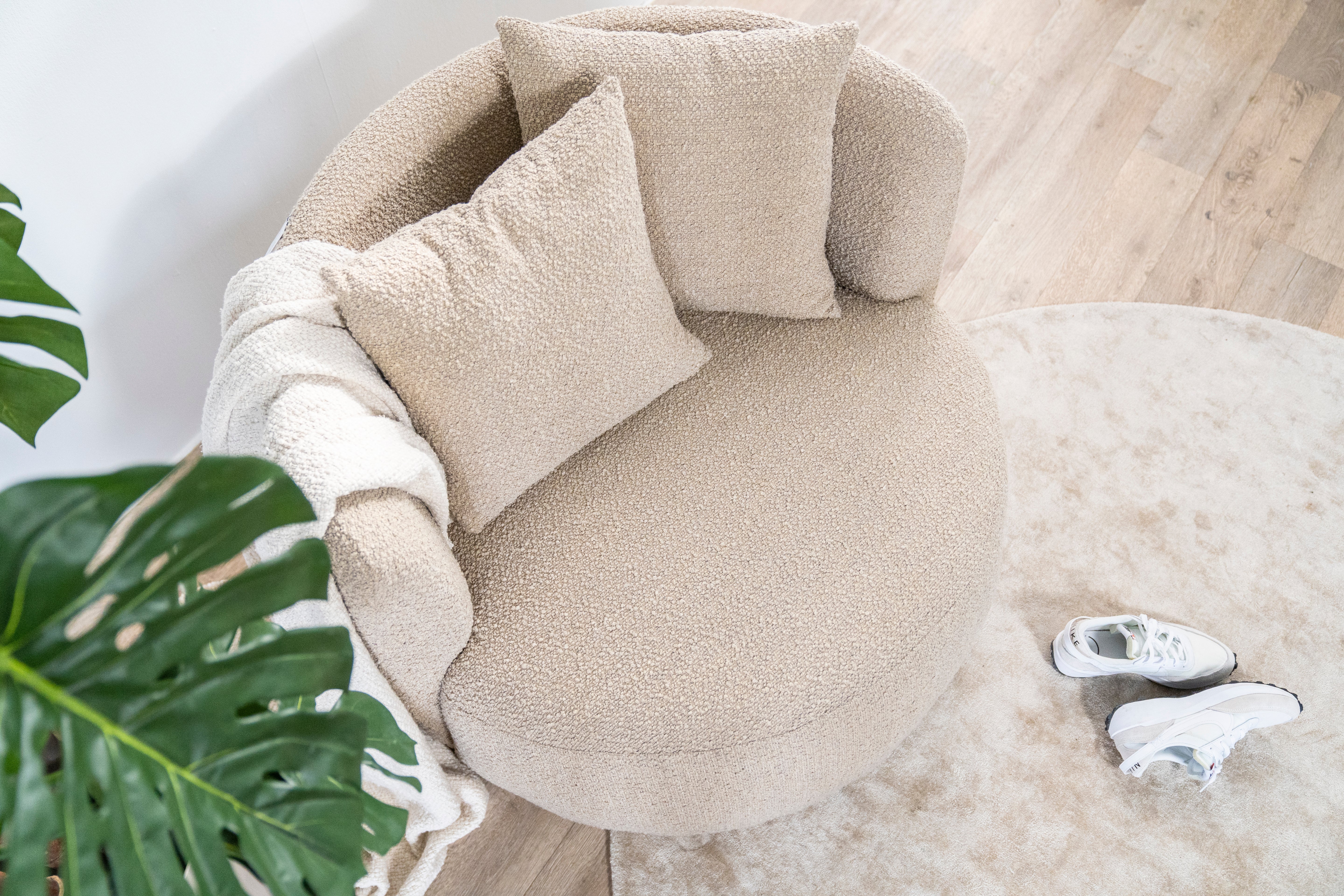 Beige LOUIS Armchair
