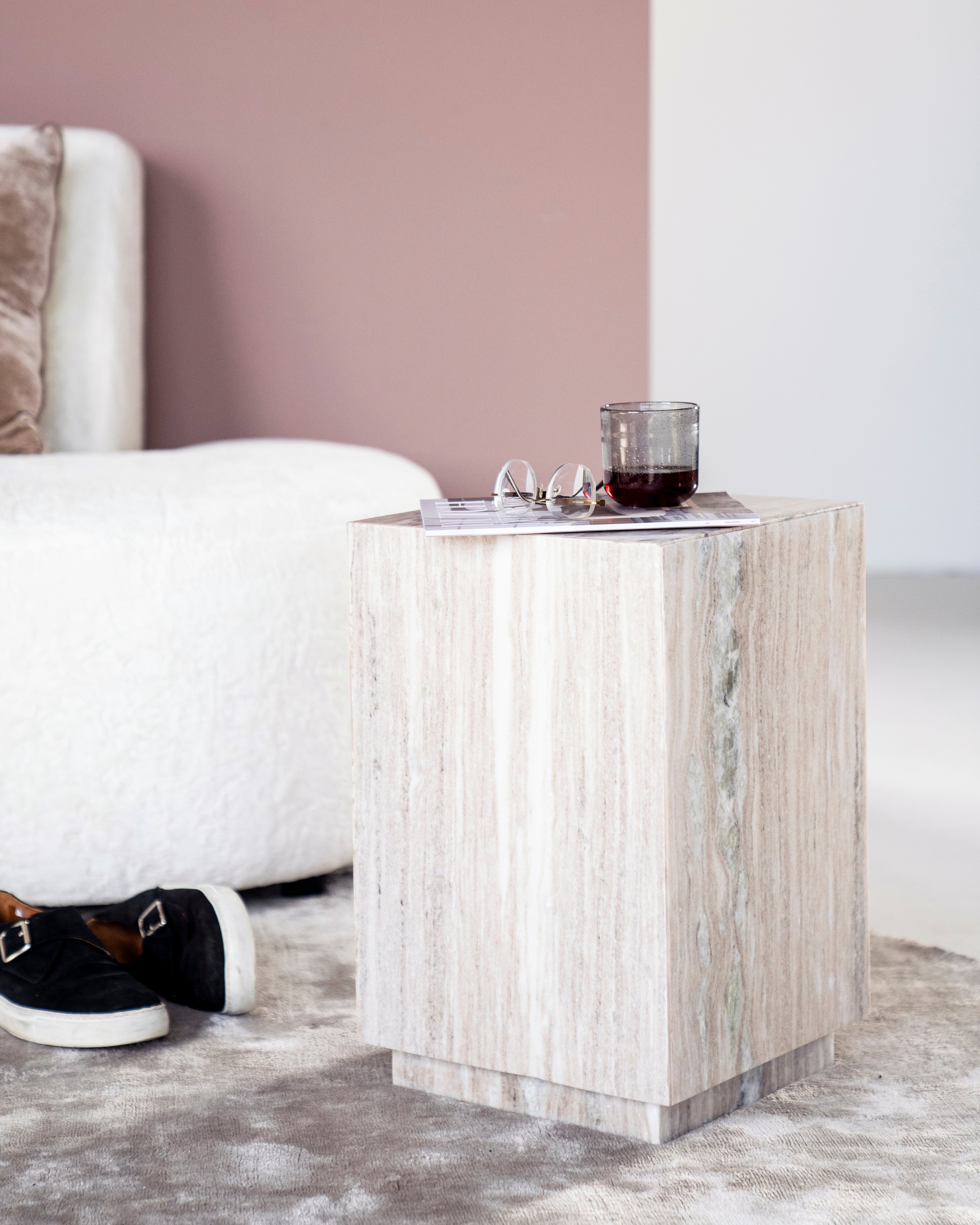 VINCE Side Table Gray Marble