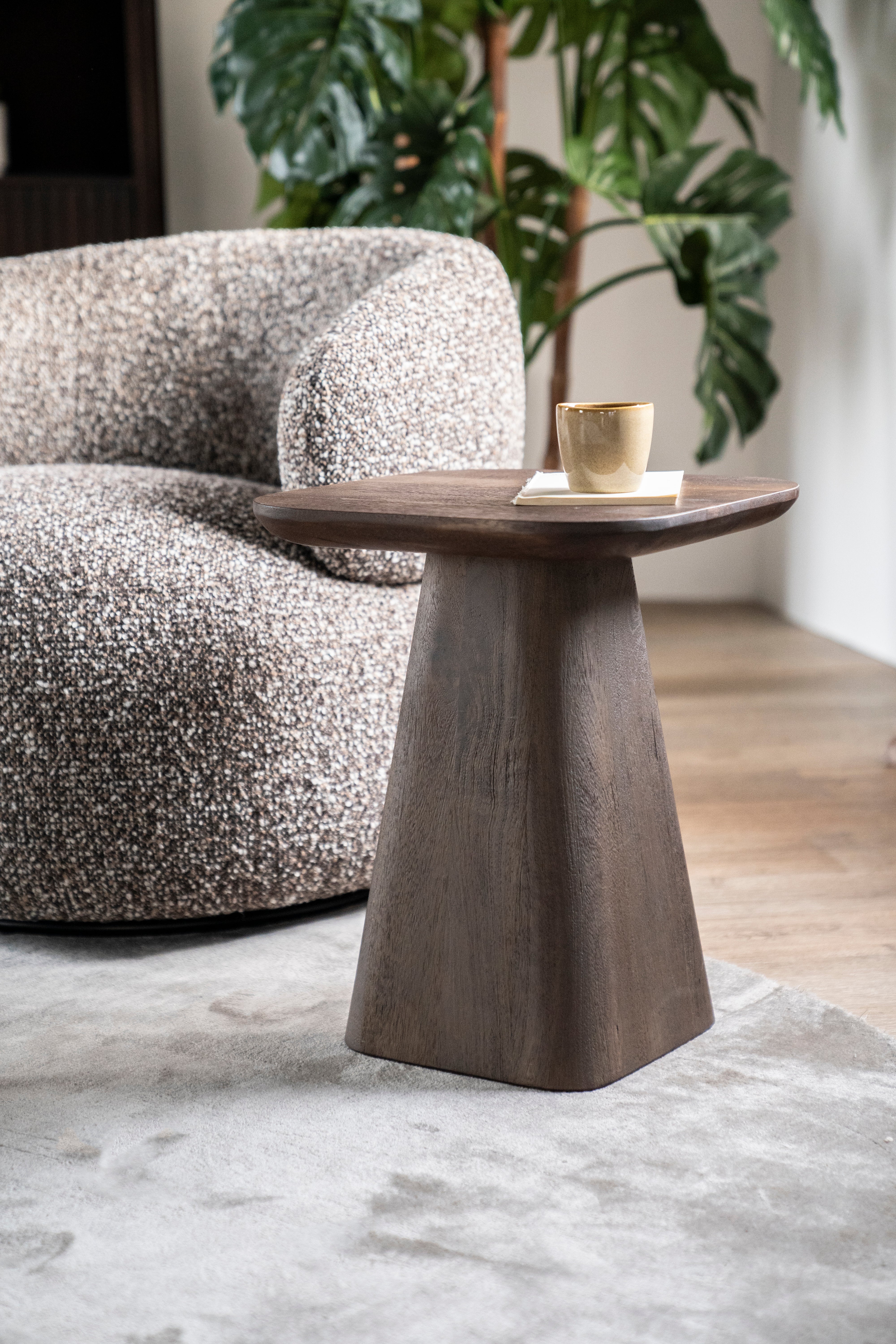 ARON side table mango wood