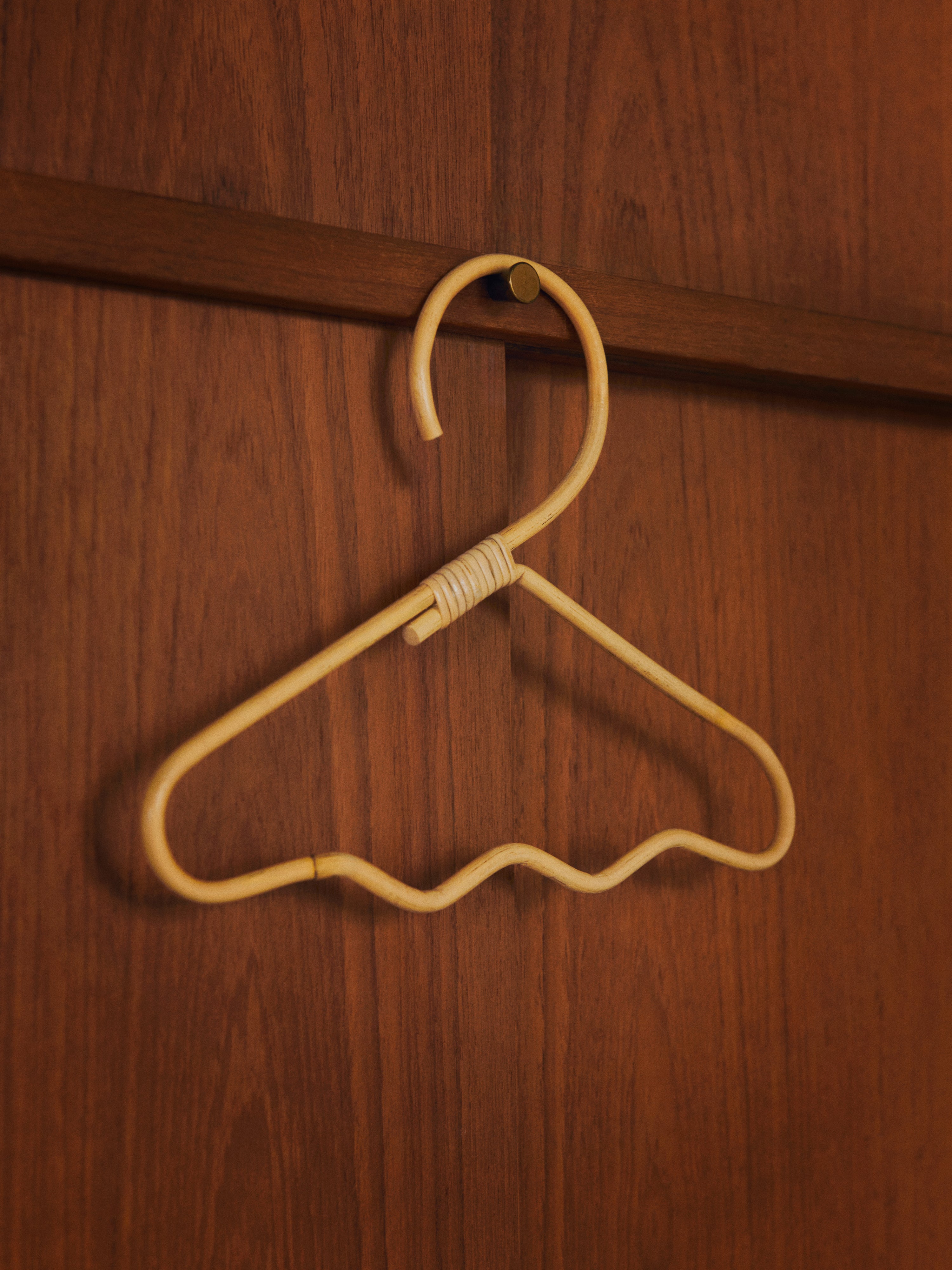 WAVI rattan hanger set