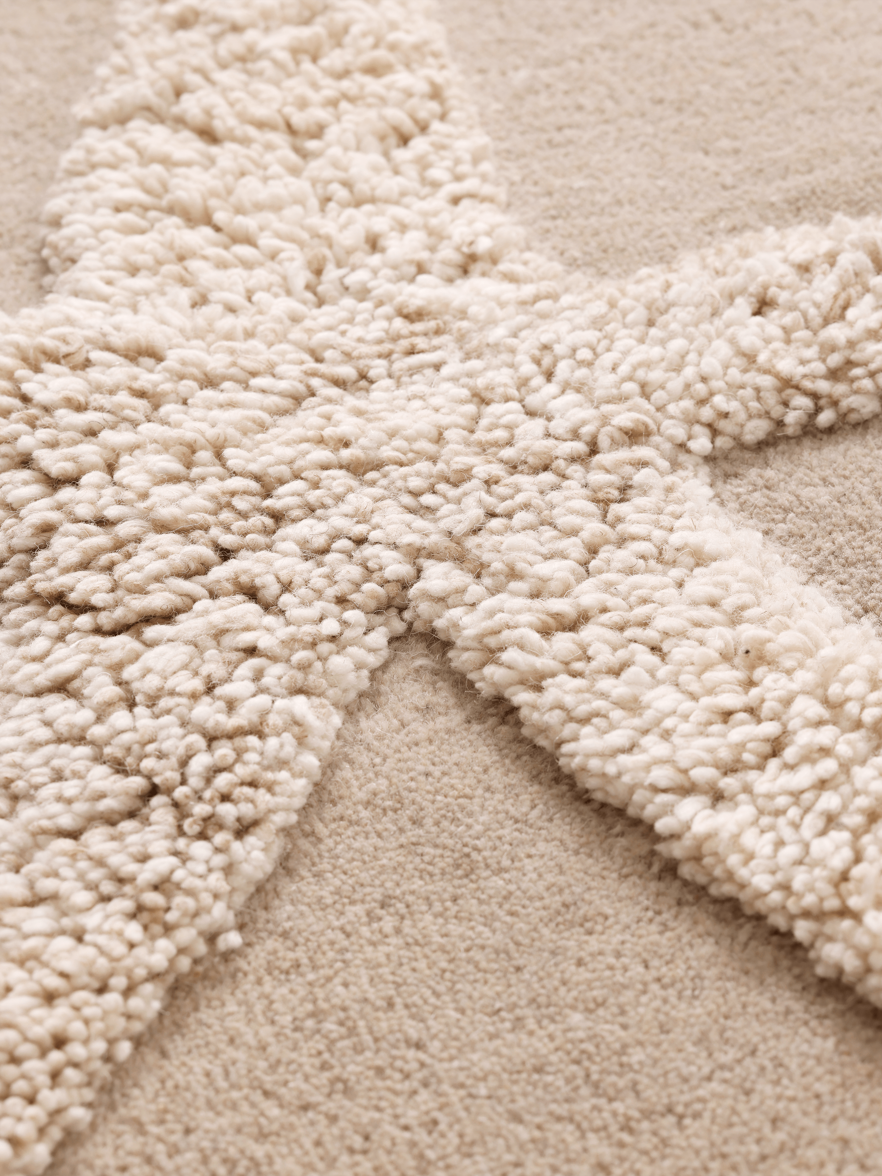 KOVE Beige Rug