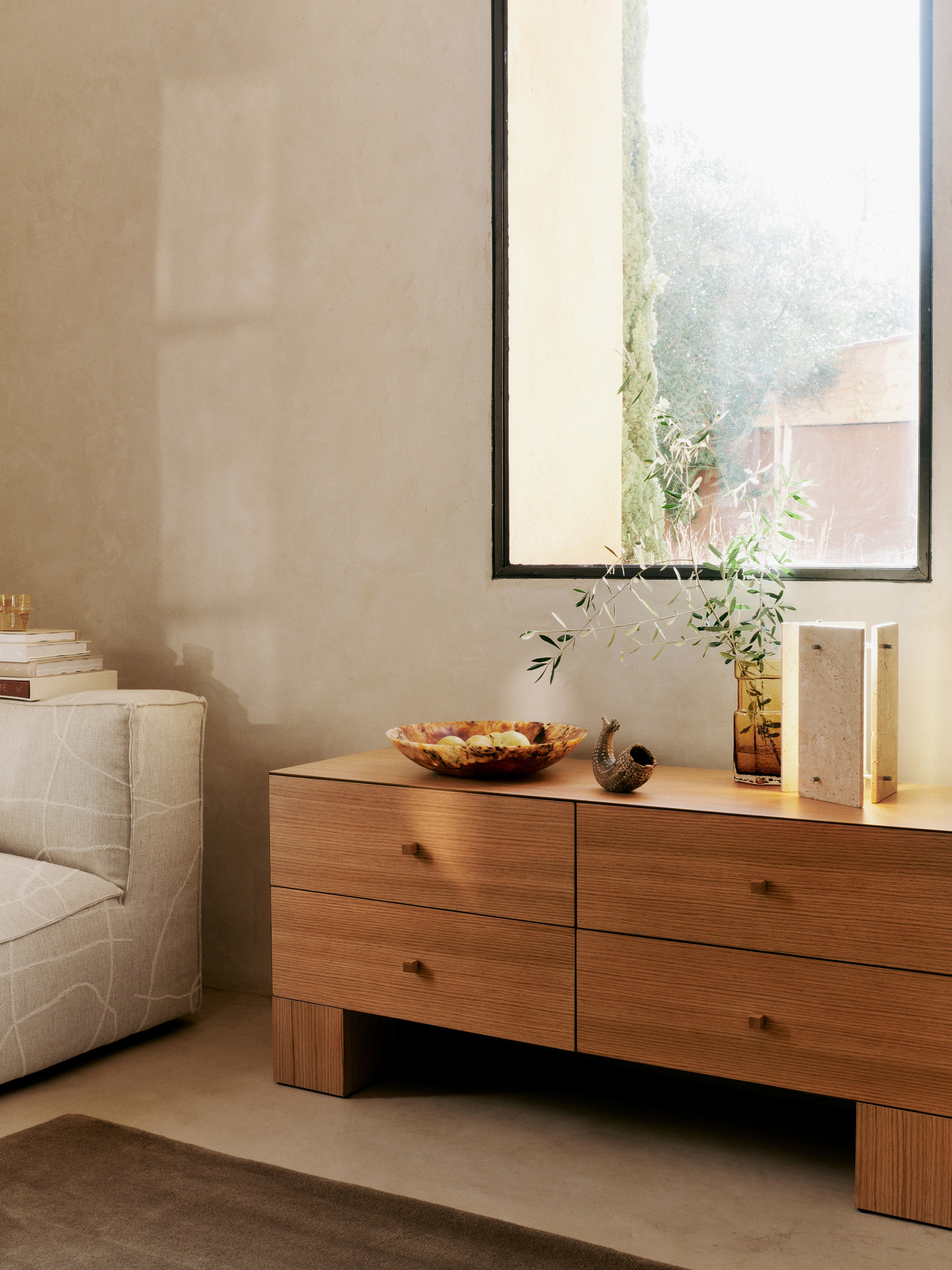 MURO amber vase