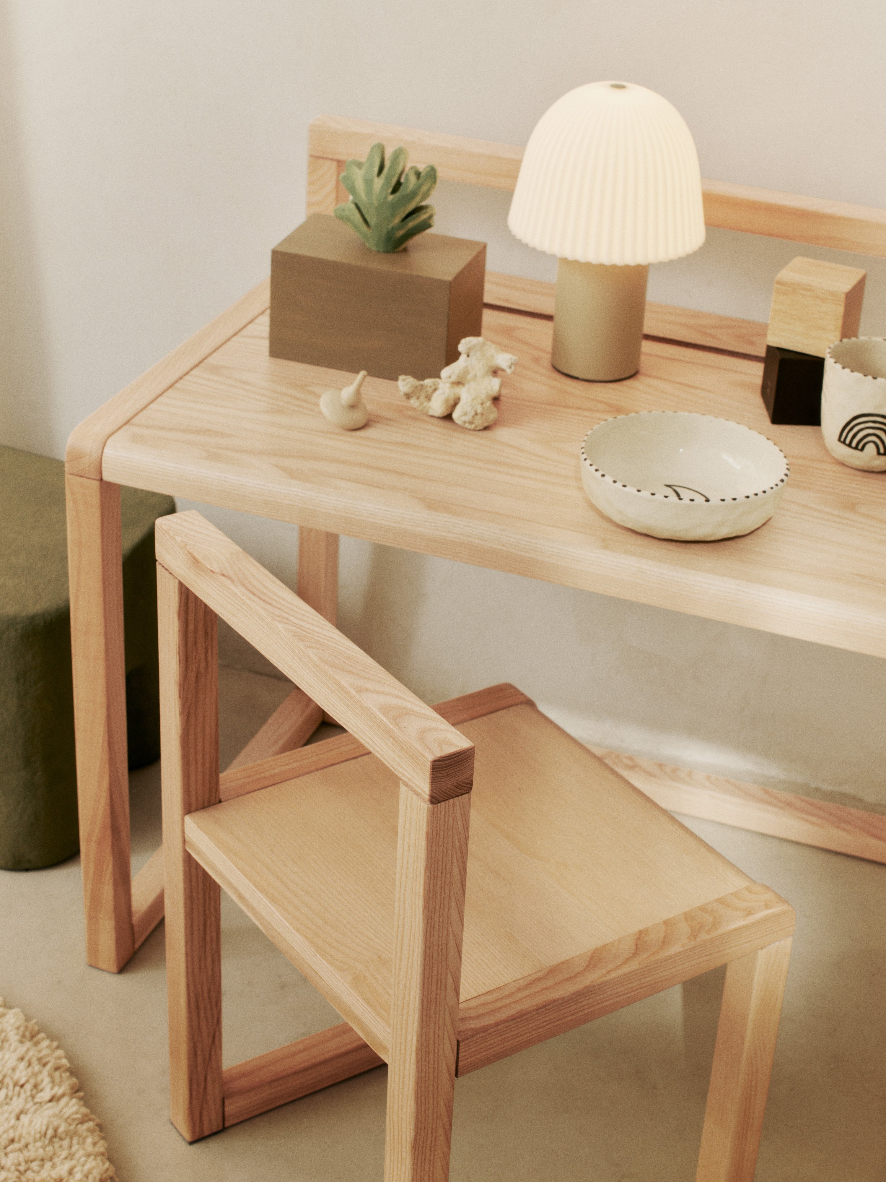 LITTLE ARCHITECT children's desk ash veneer