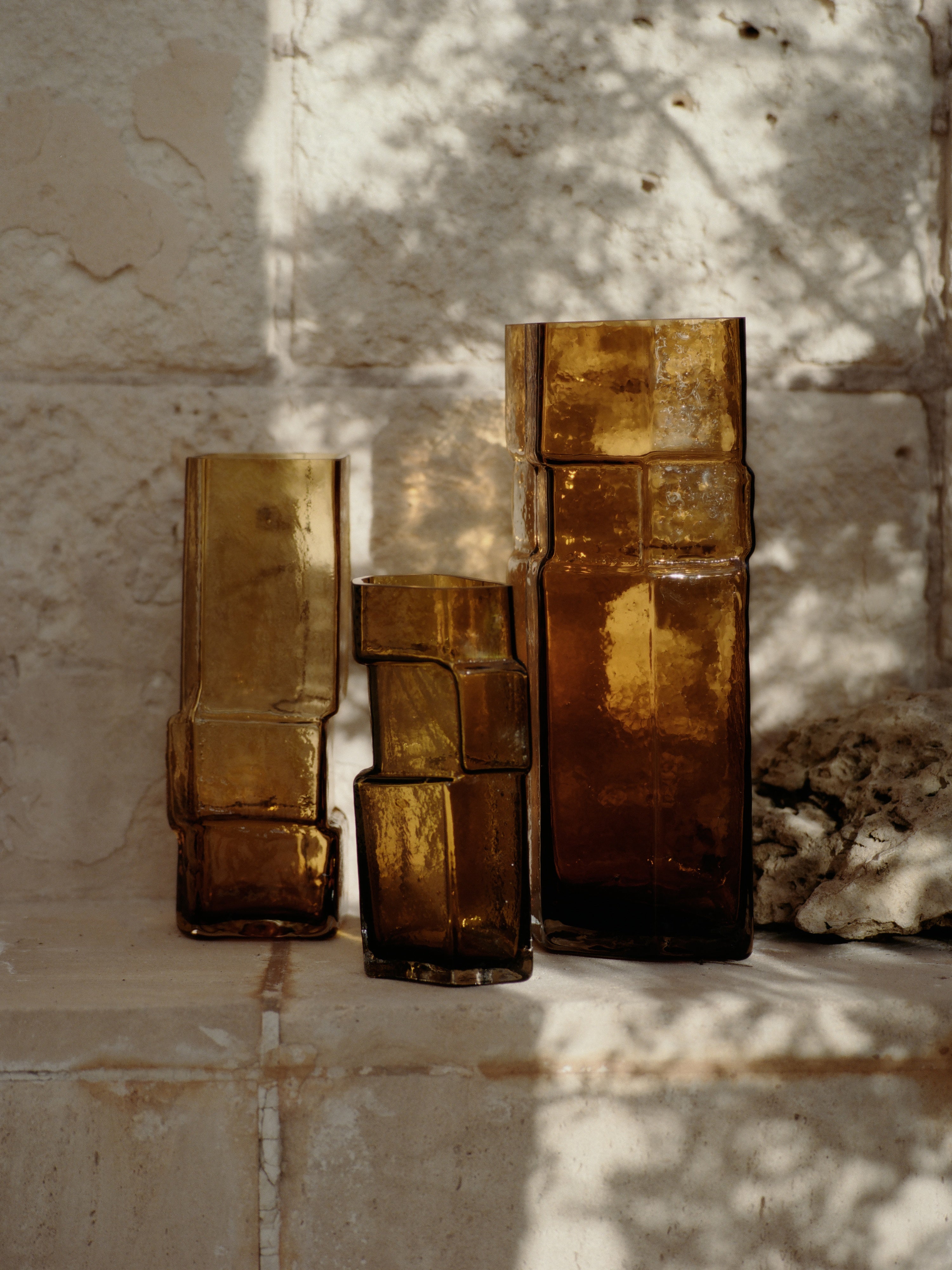 MURO amber vase