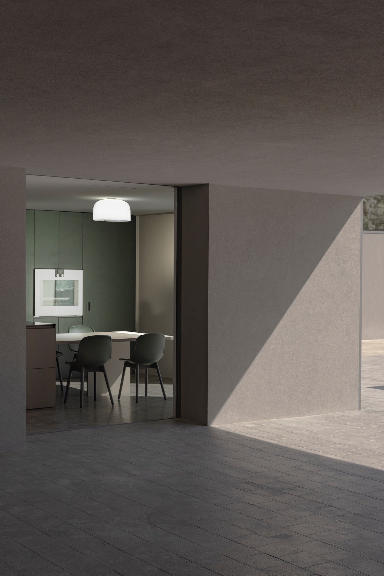 BELLHOP GLASS white ceiling lamp