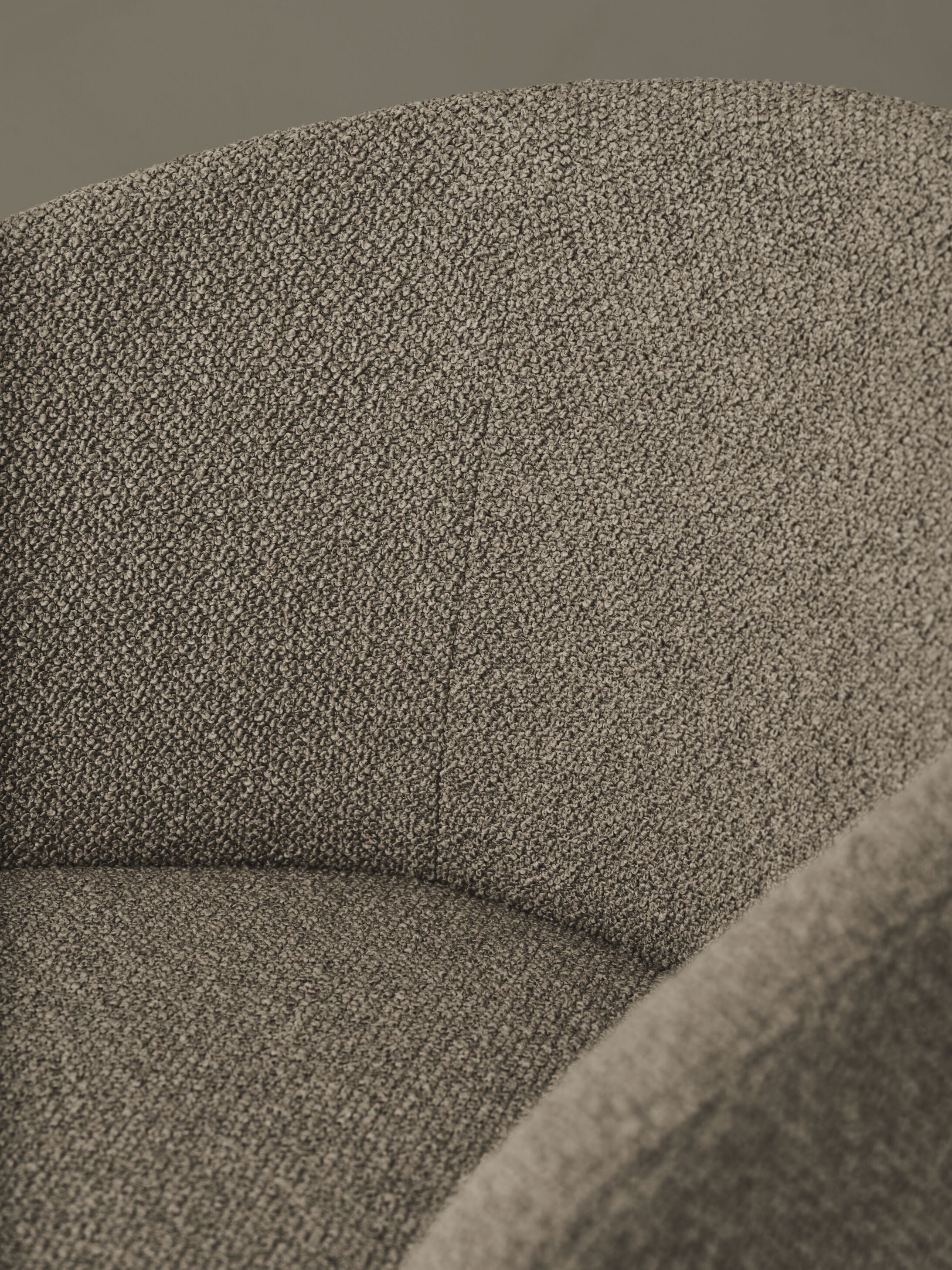 JIN Upholstered chair base of oak wood