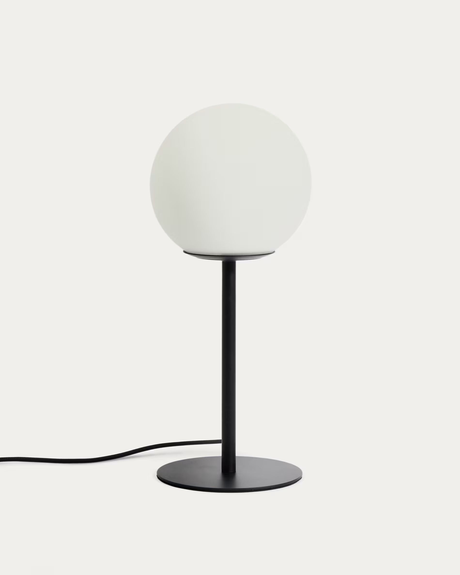 BRISIA black table lamp