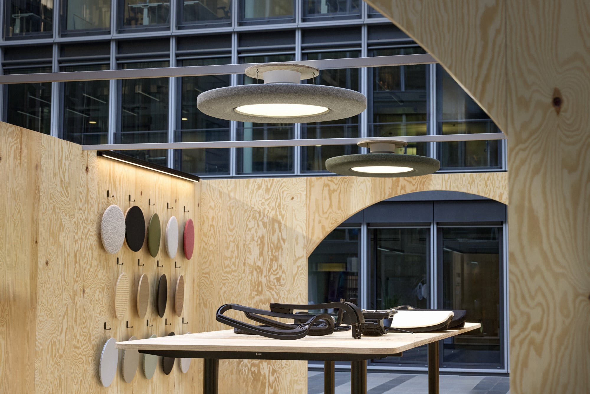 Pendant lamp LP SLIM ACOUSTIC white edge