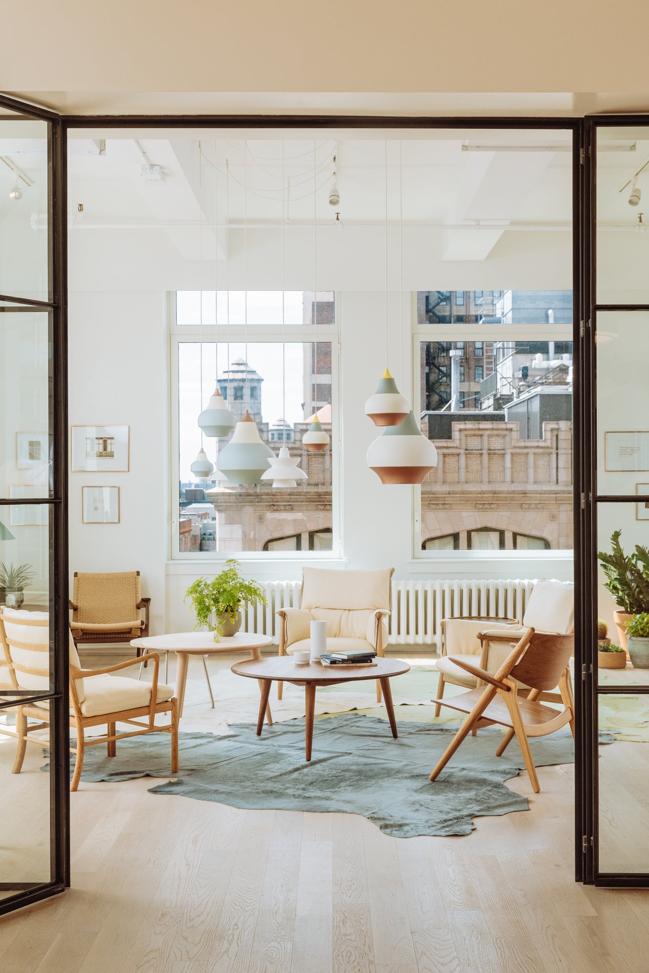 DOO-WOP white pendant lamp