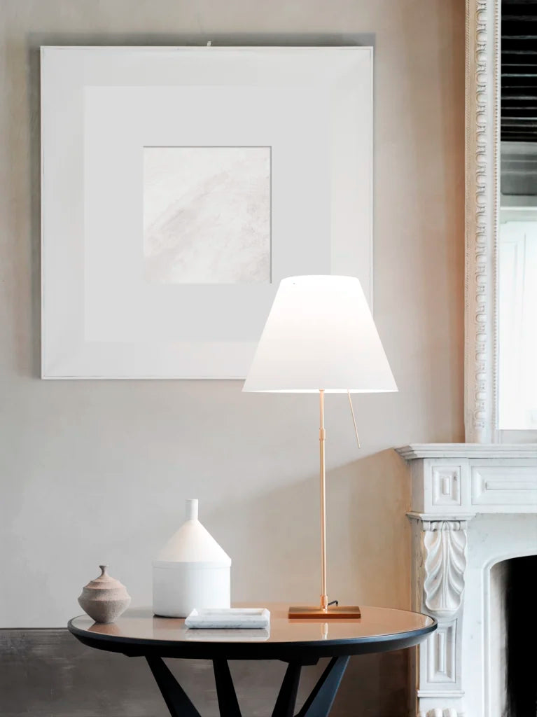 Costanza red table lamp