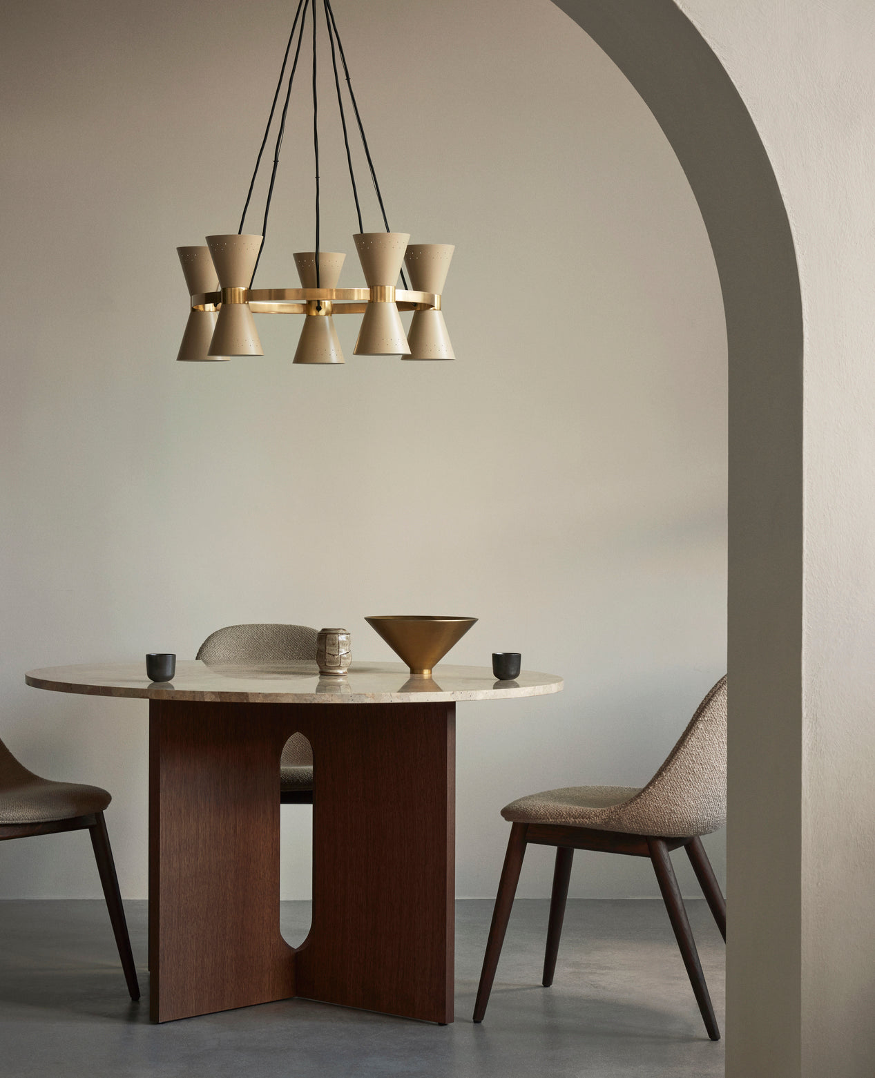 COLLECTOR beige chandelier with brass finish