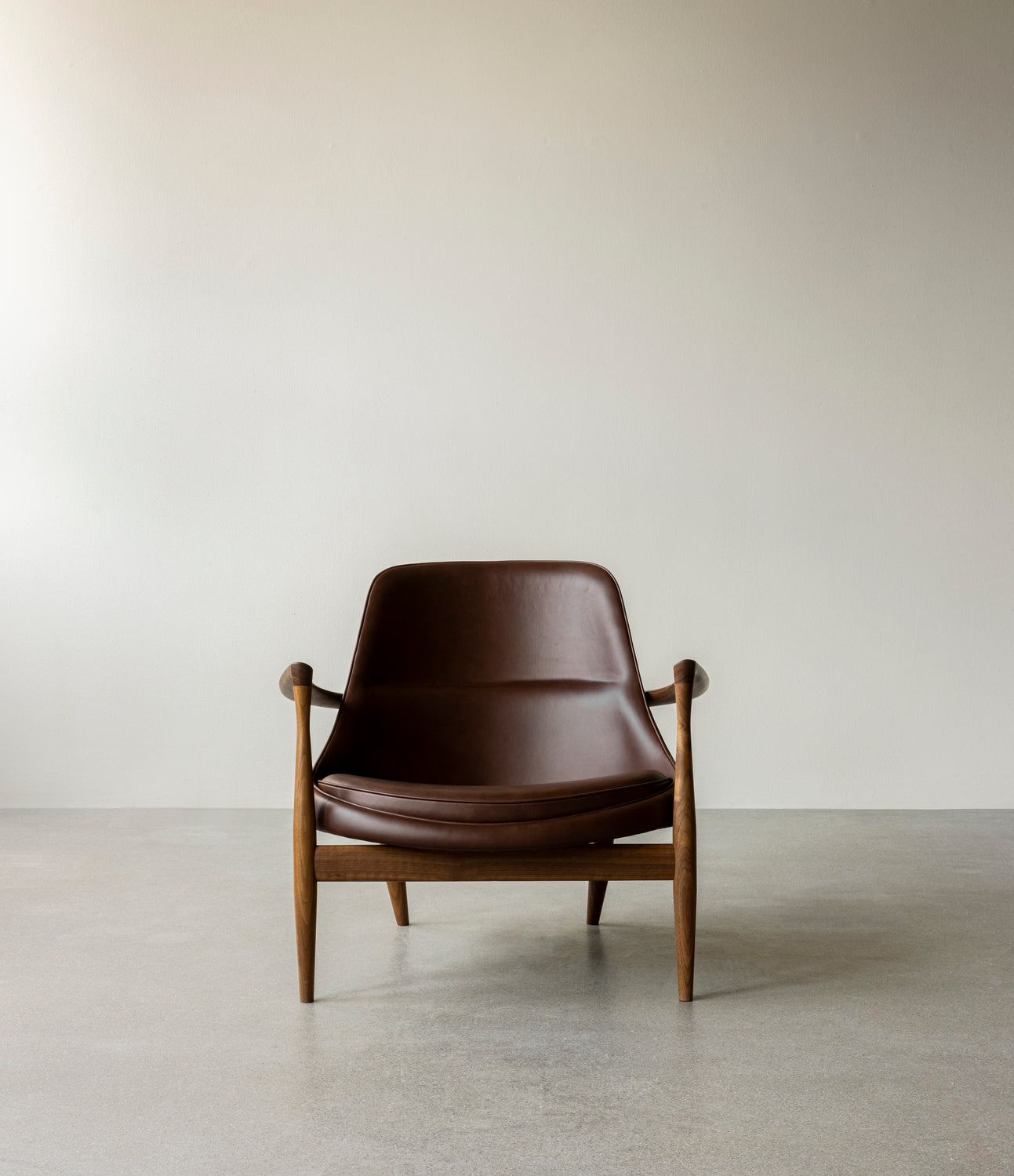 Sessel ELIZABETH cremefarben mit Eichenbasis
