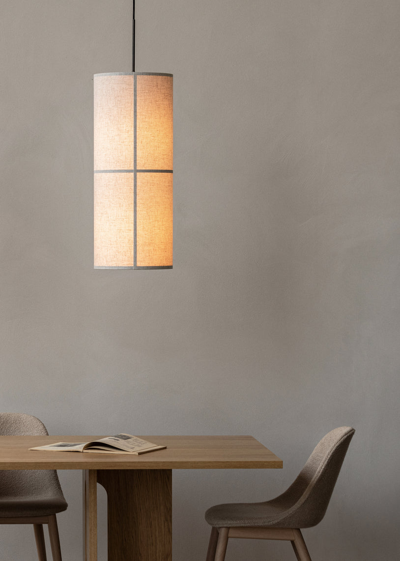 ANDROGYNE oak veneer table