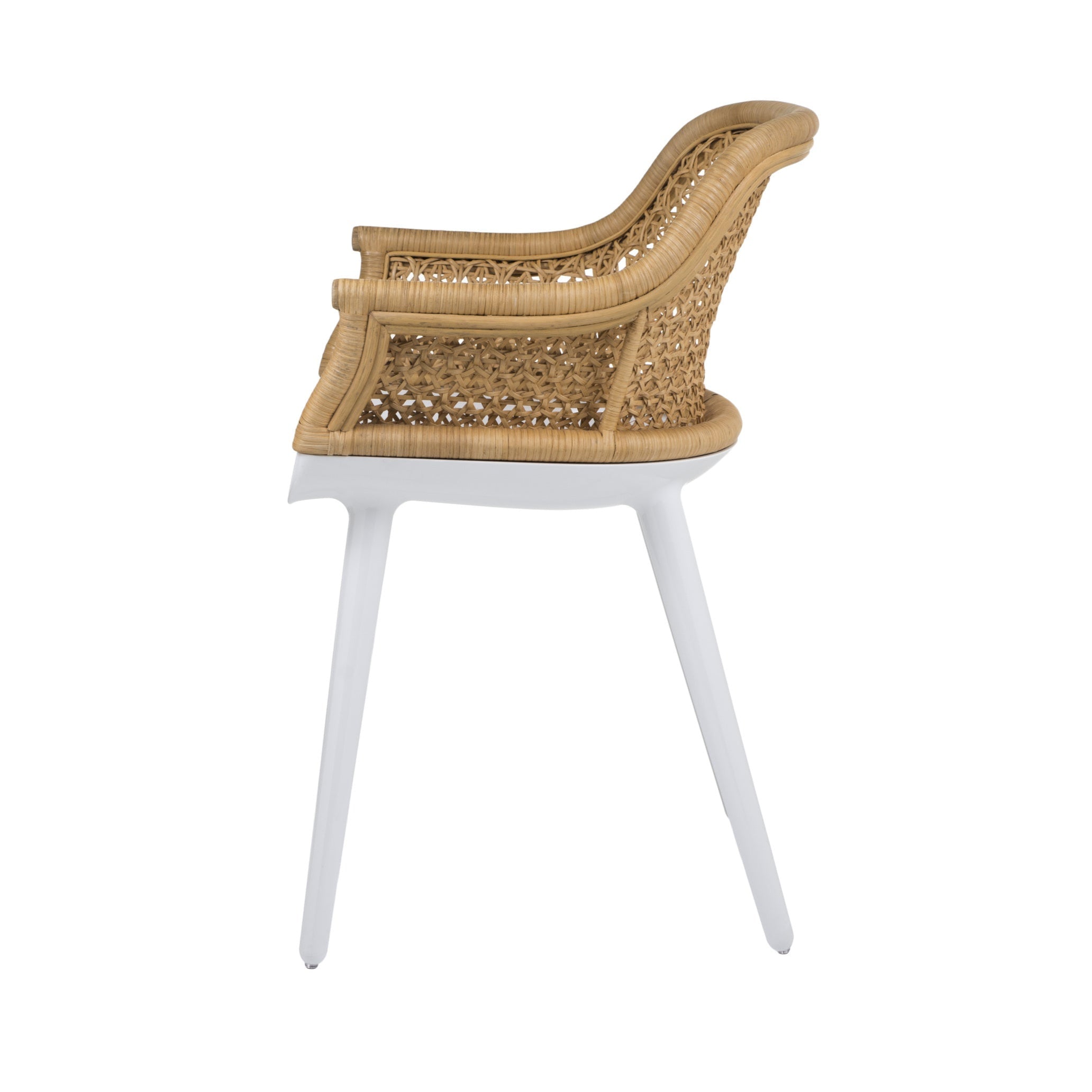 CYBORG ELEGANT chair with a white base and wicker backrest