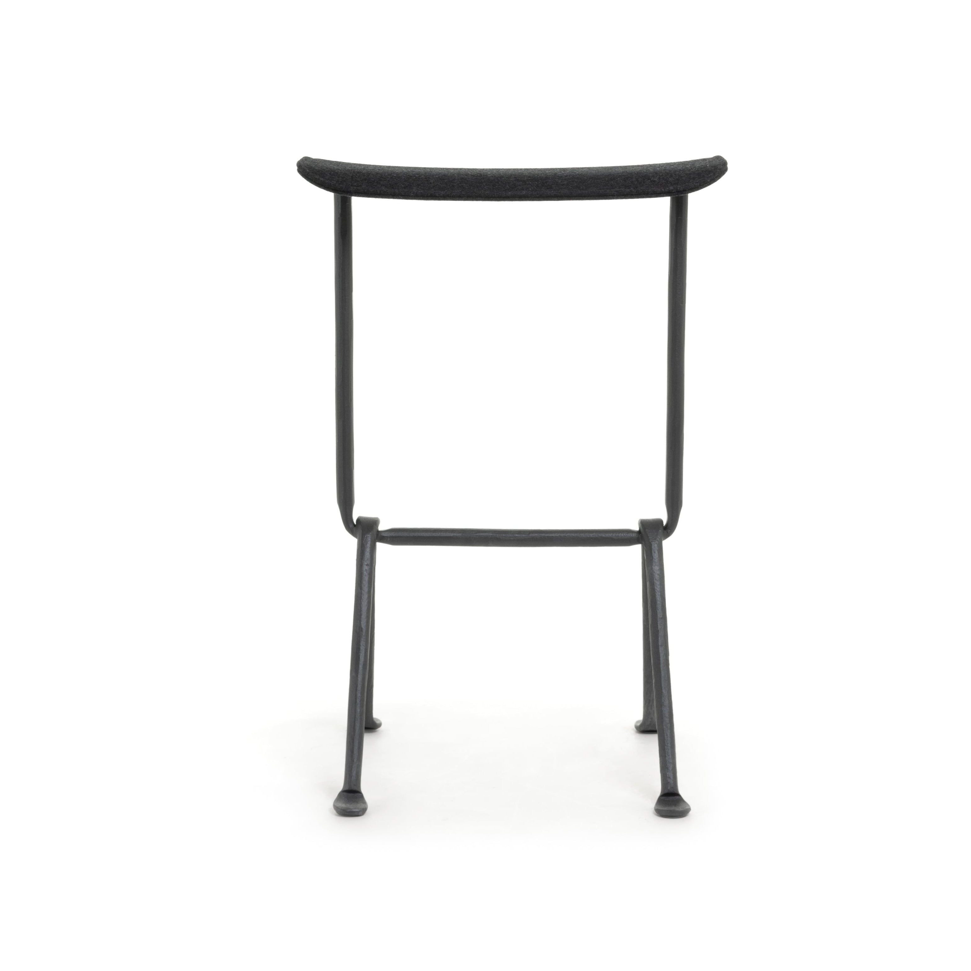 OFFICINA bar stool with anthracite base and gray seat