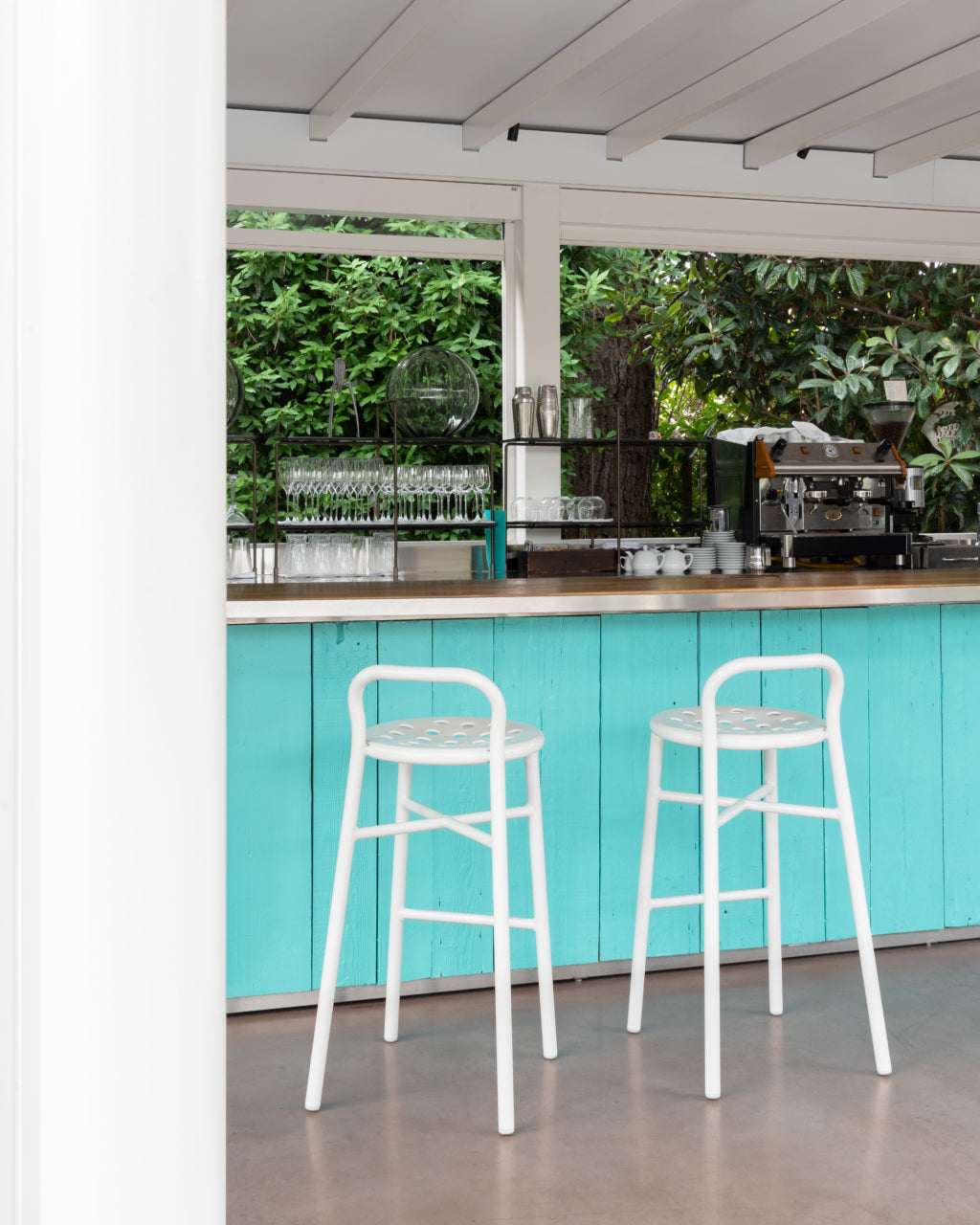 Outdoor stool PIPE black