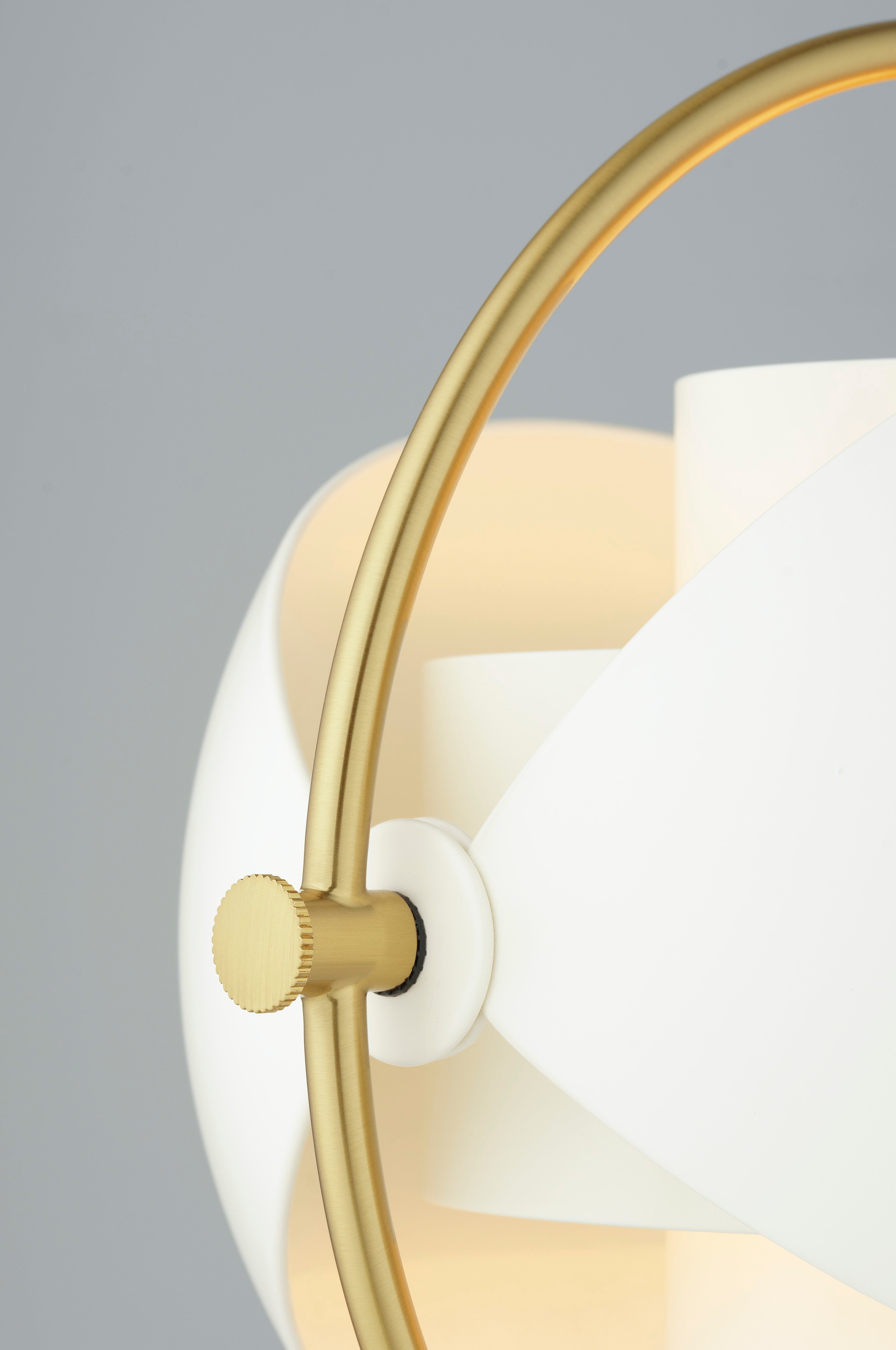 MULTI-LITE table lamp in light green with a brass base