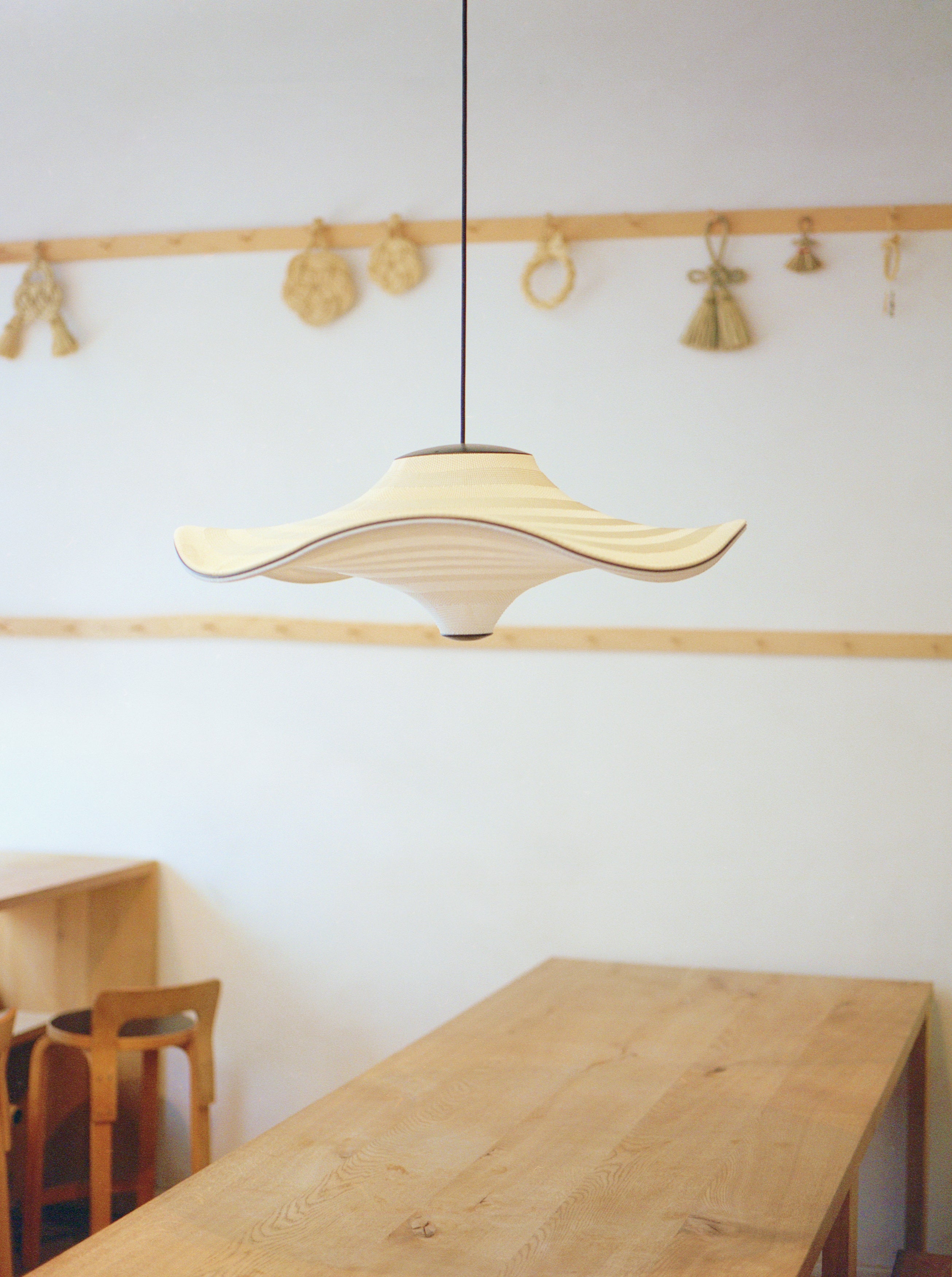 FLYING terracotta pendant lamp