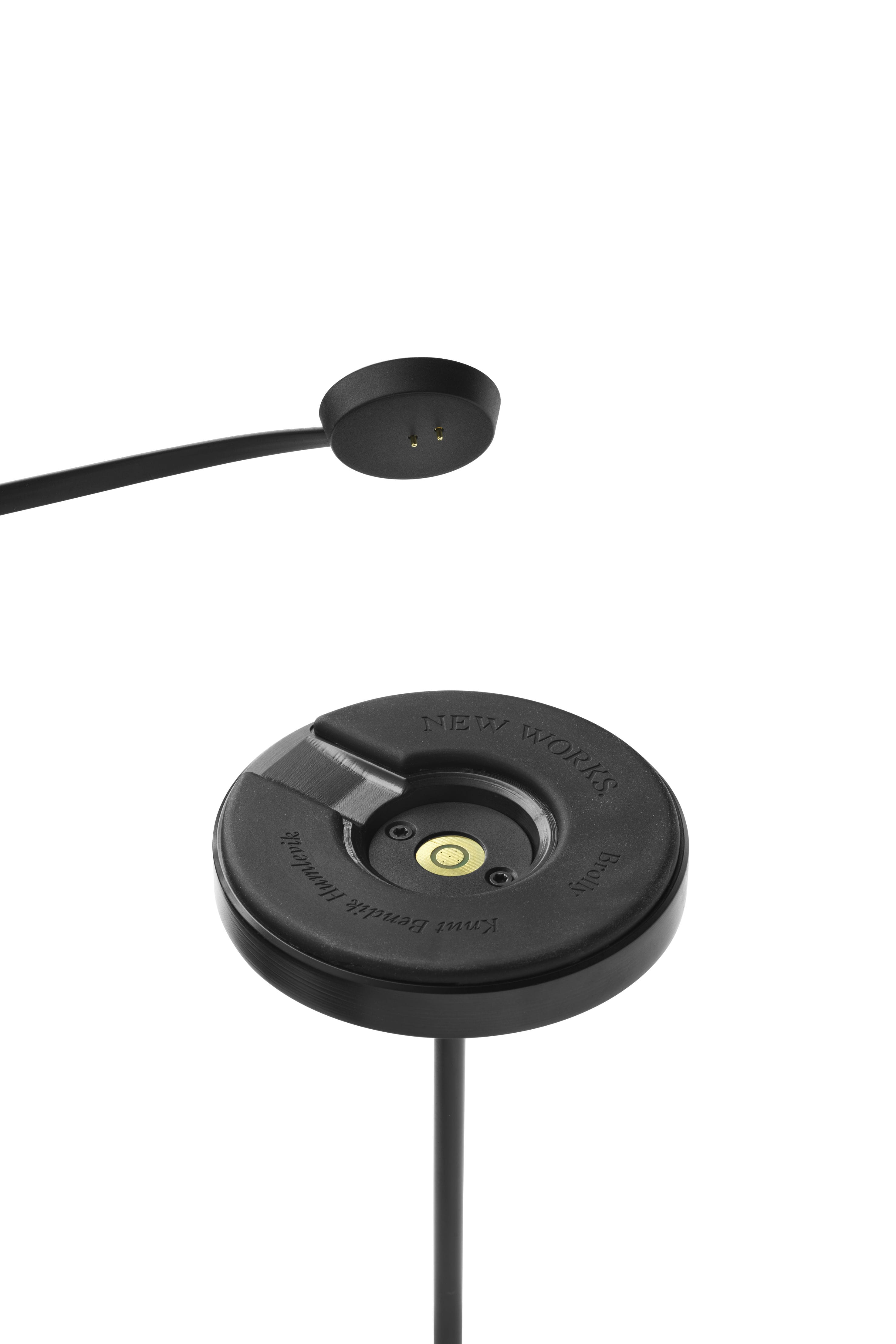 BROLLY BLACK STEEL LAMP LAMP