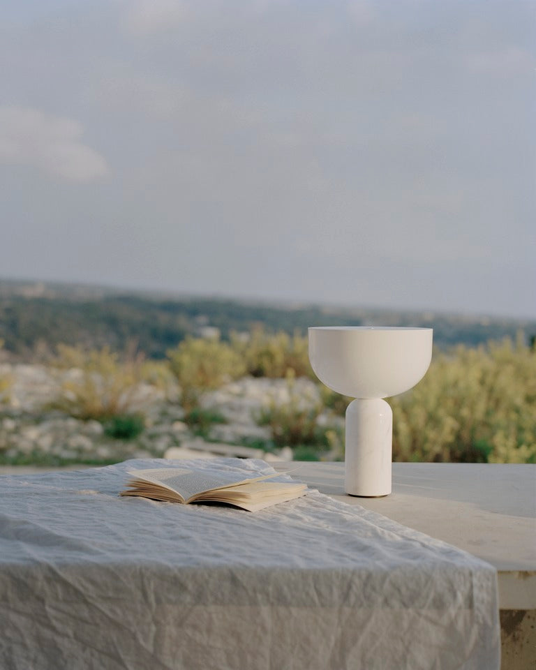 Tragbare Lampe KIZU aus weißem Marmor