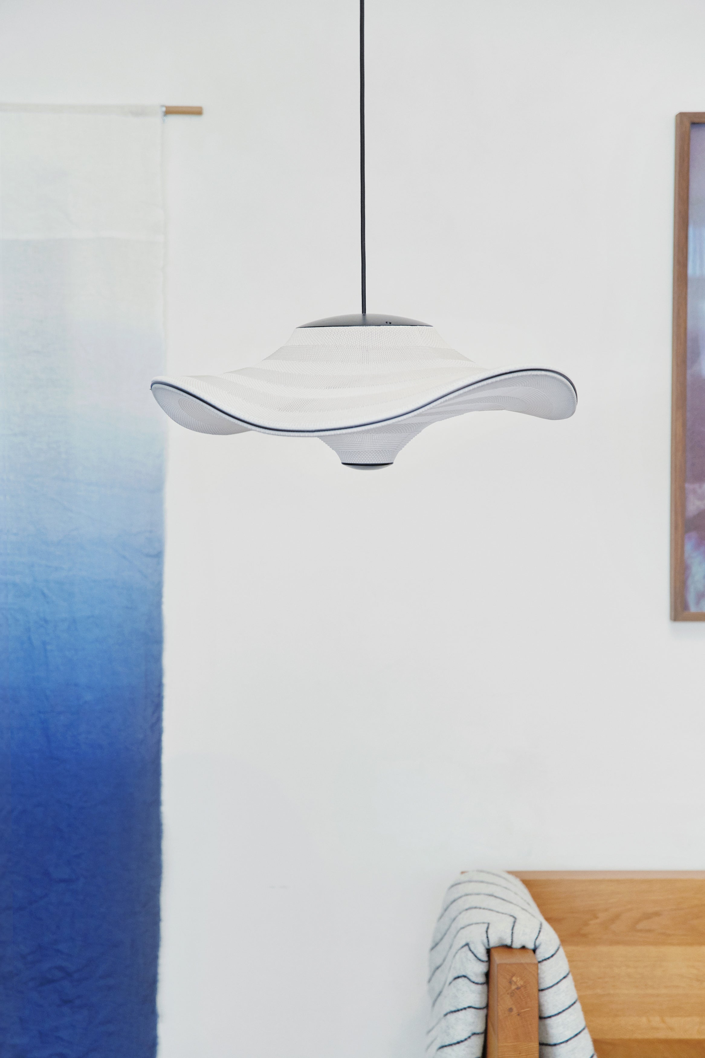 FLYING terracotta pendant lamp
