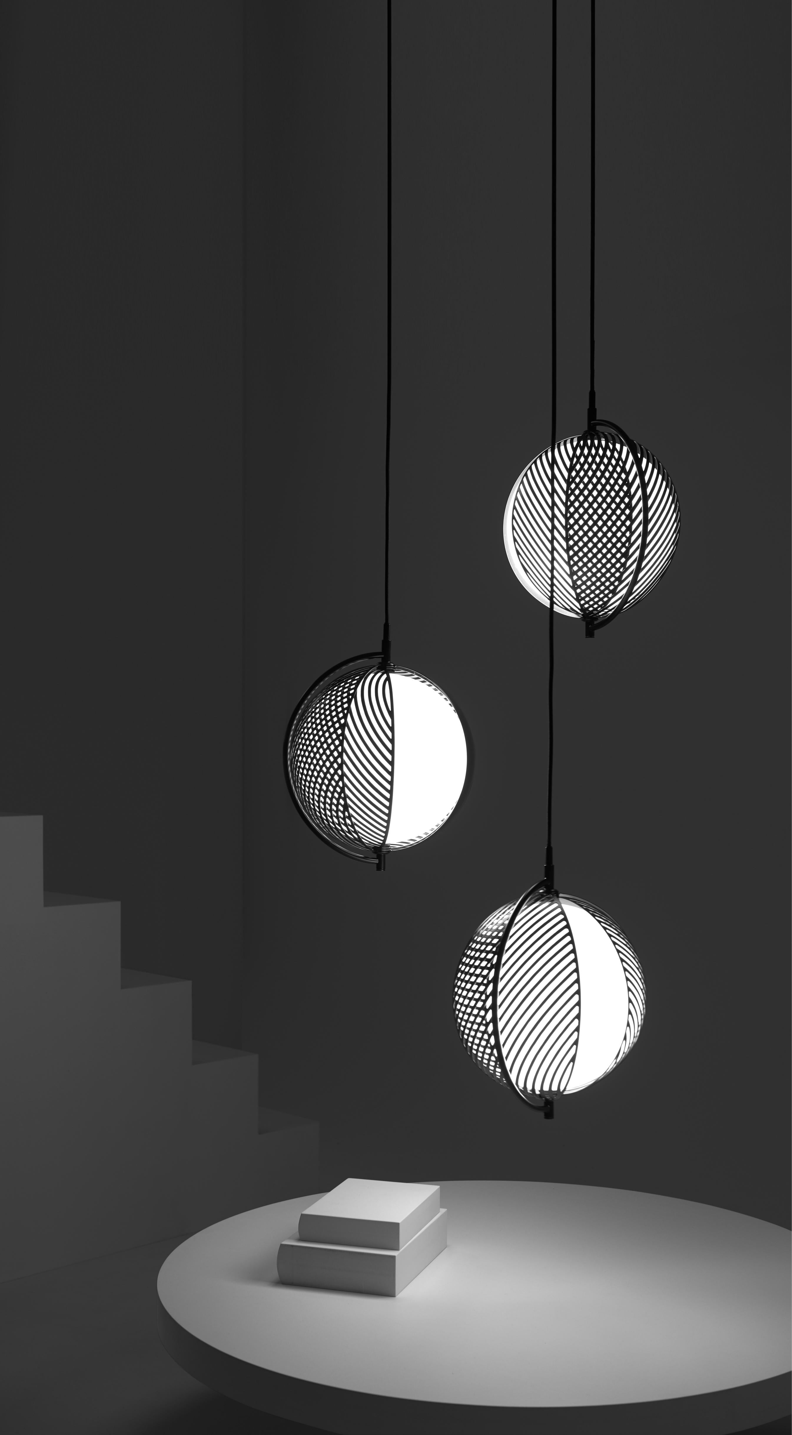 MONDO TRIPLETTE black chandelier