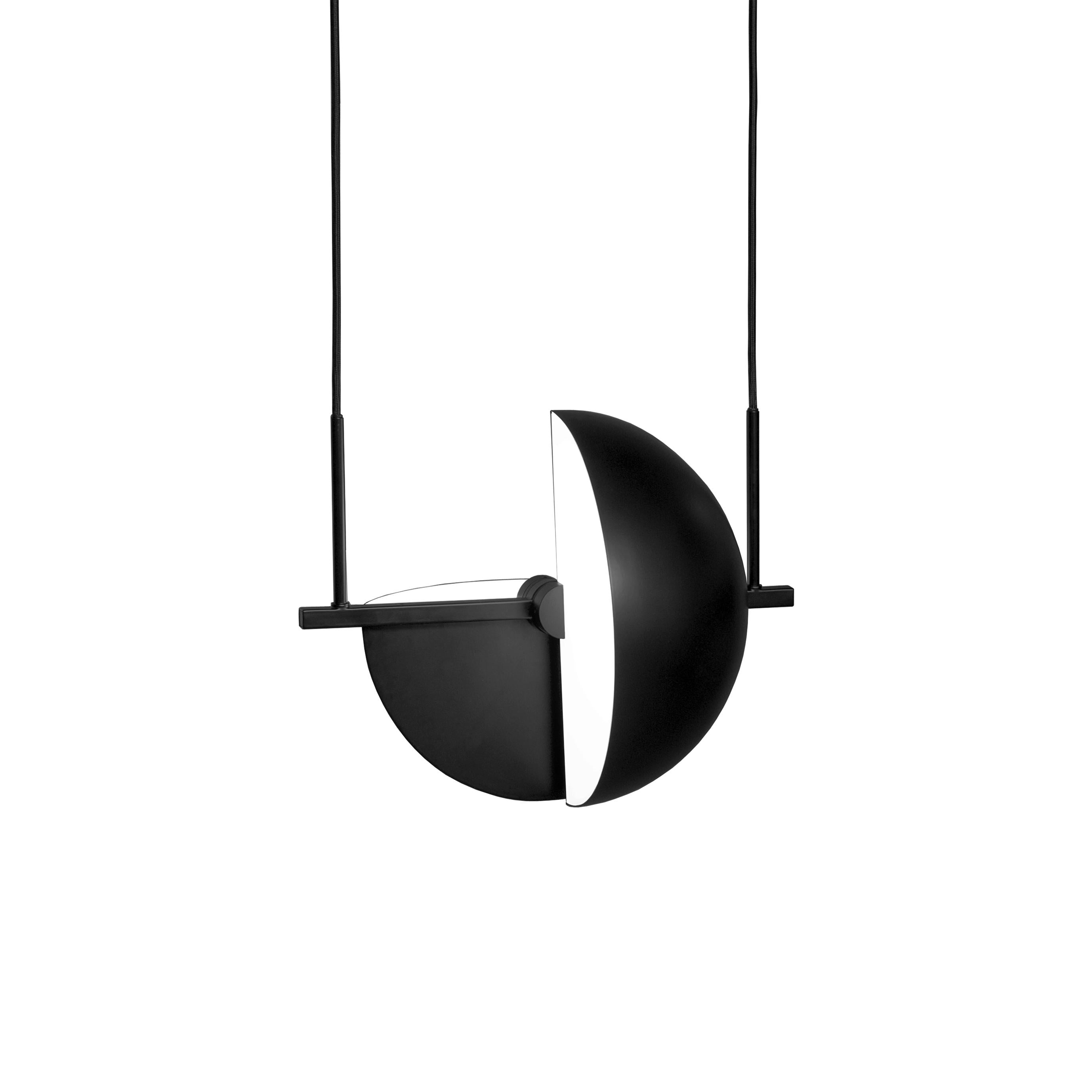 TRAPEZE black pendant lamp