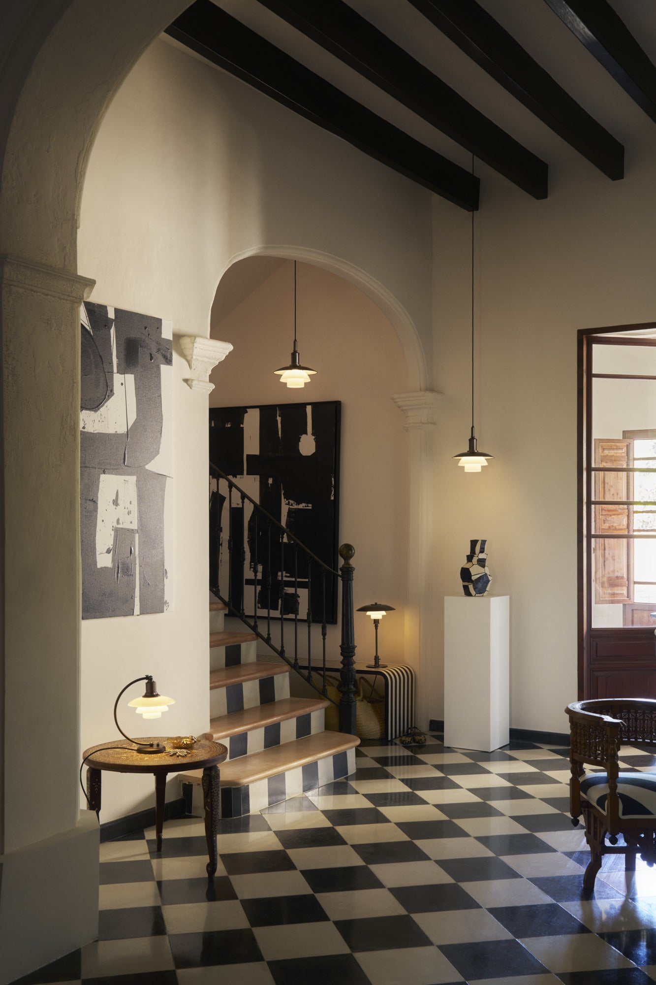 Pendelleuchte PH 3/3 weiß mit schwarzer matter Oberfläche