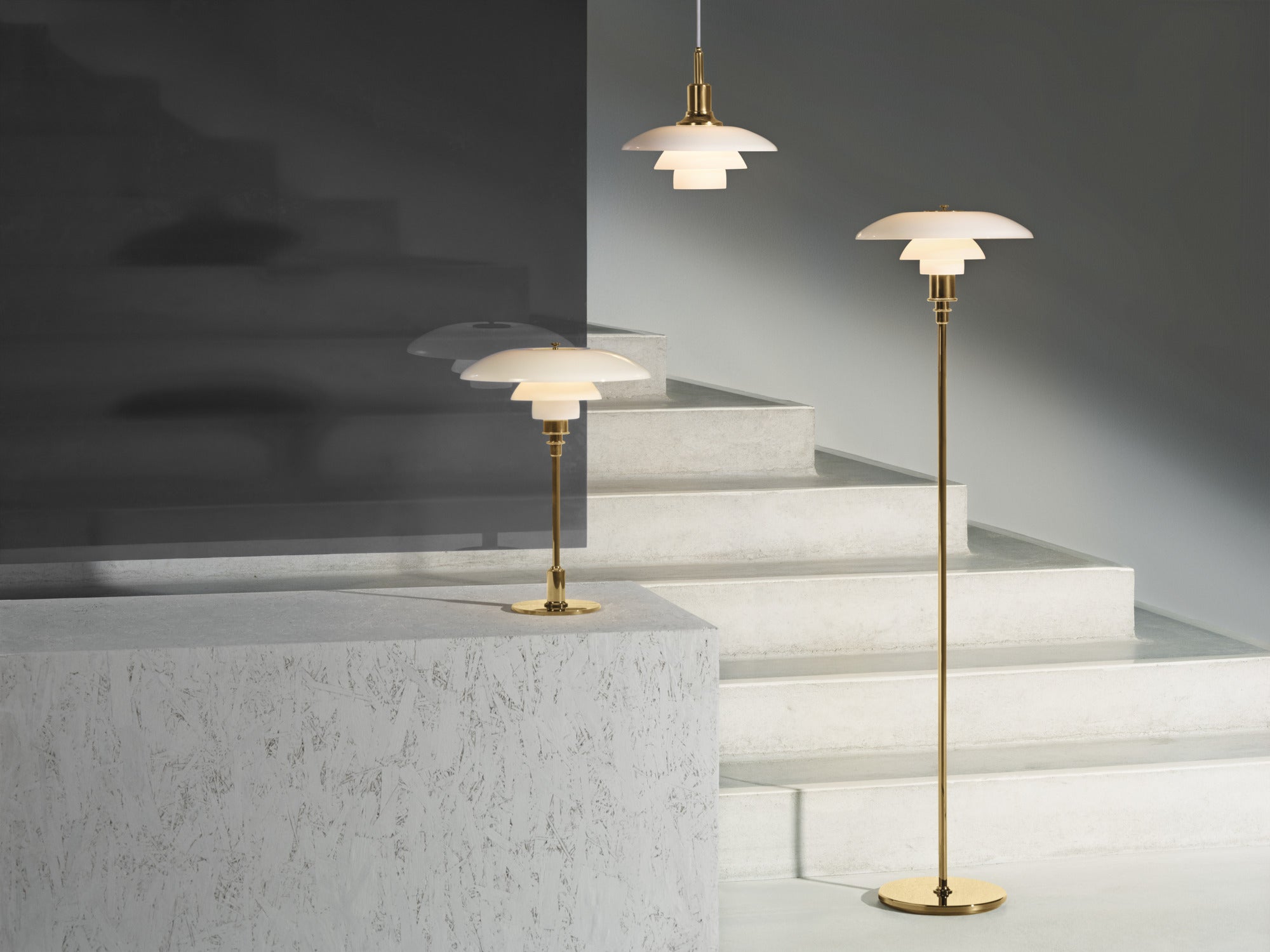 PH 3/2 pendant lamp white with brass finish