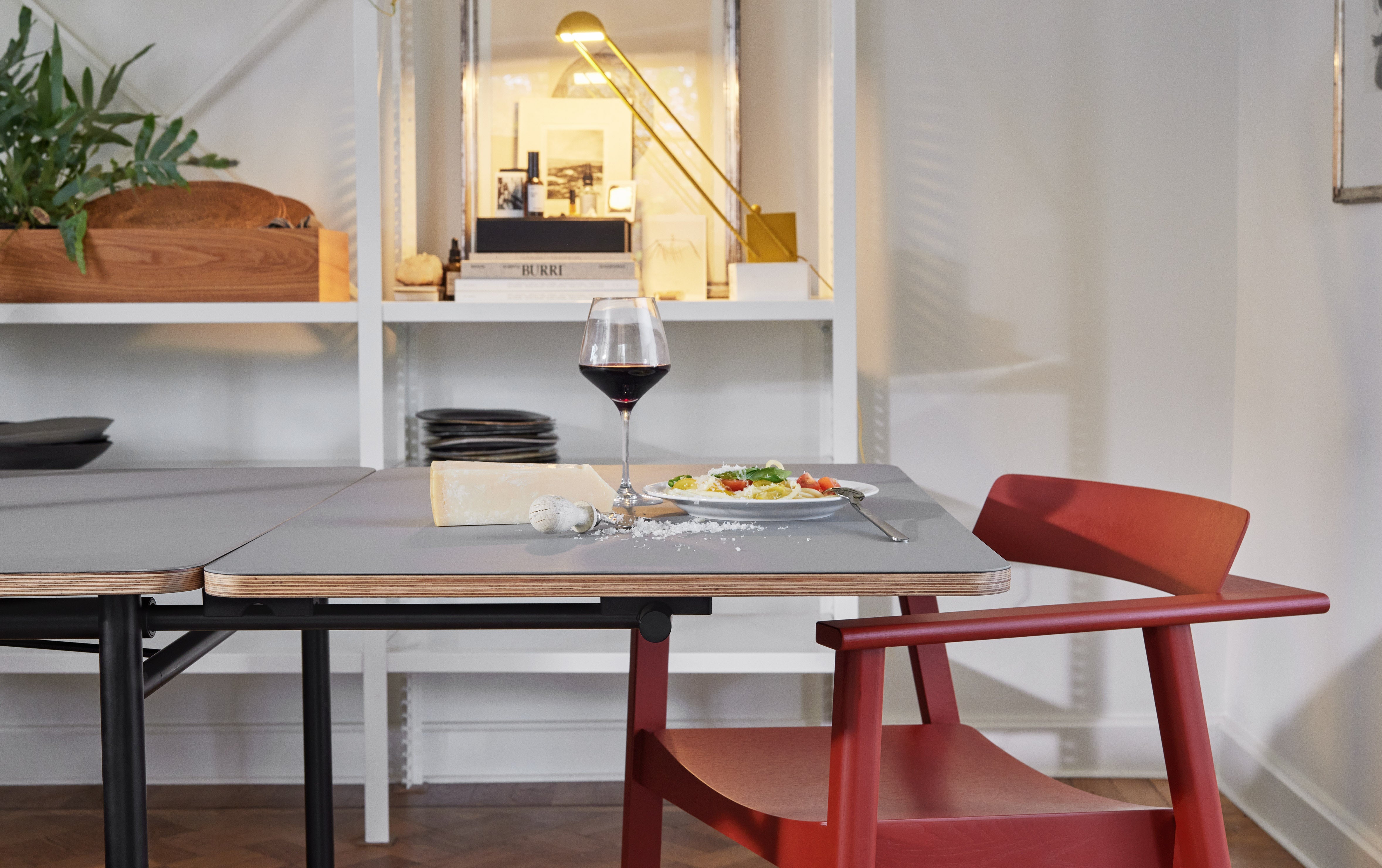 TOKIO yellow table lamp