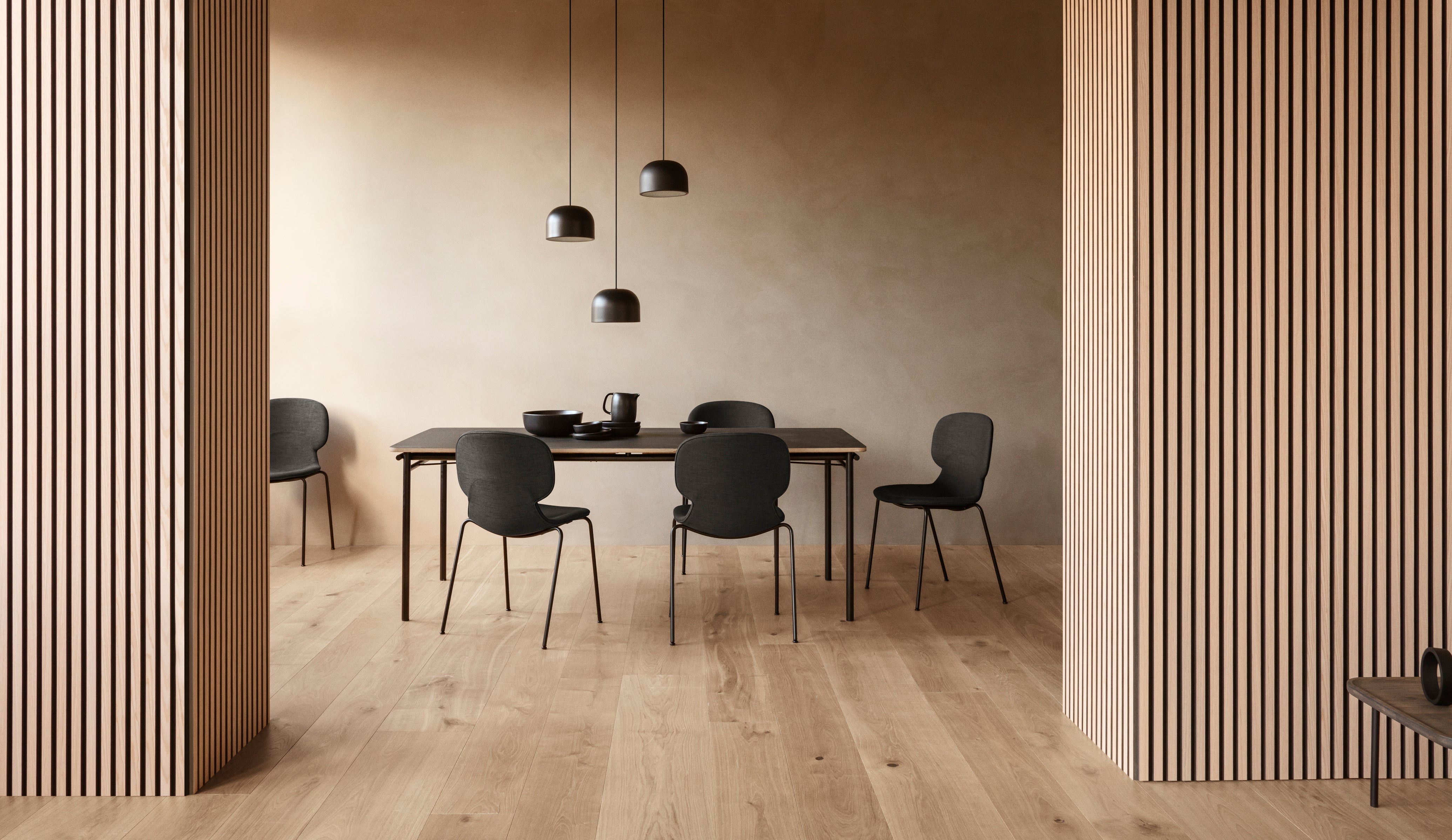 TAFFEL black table