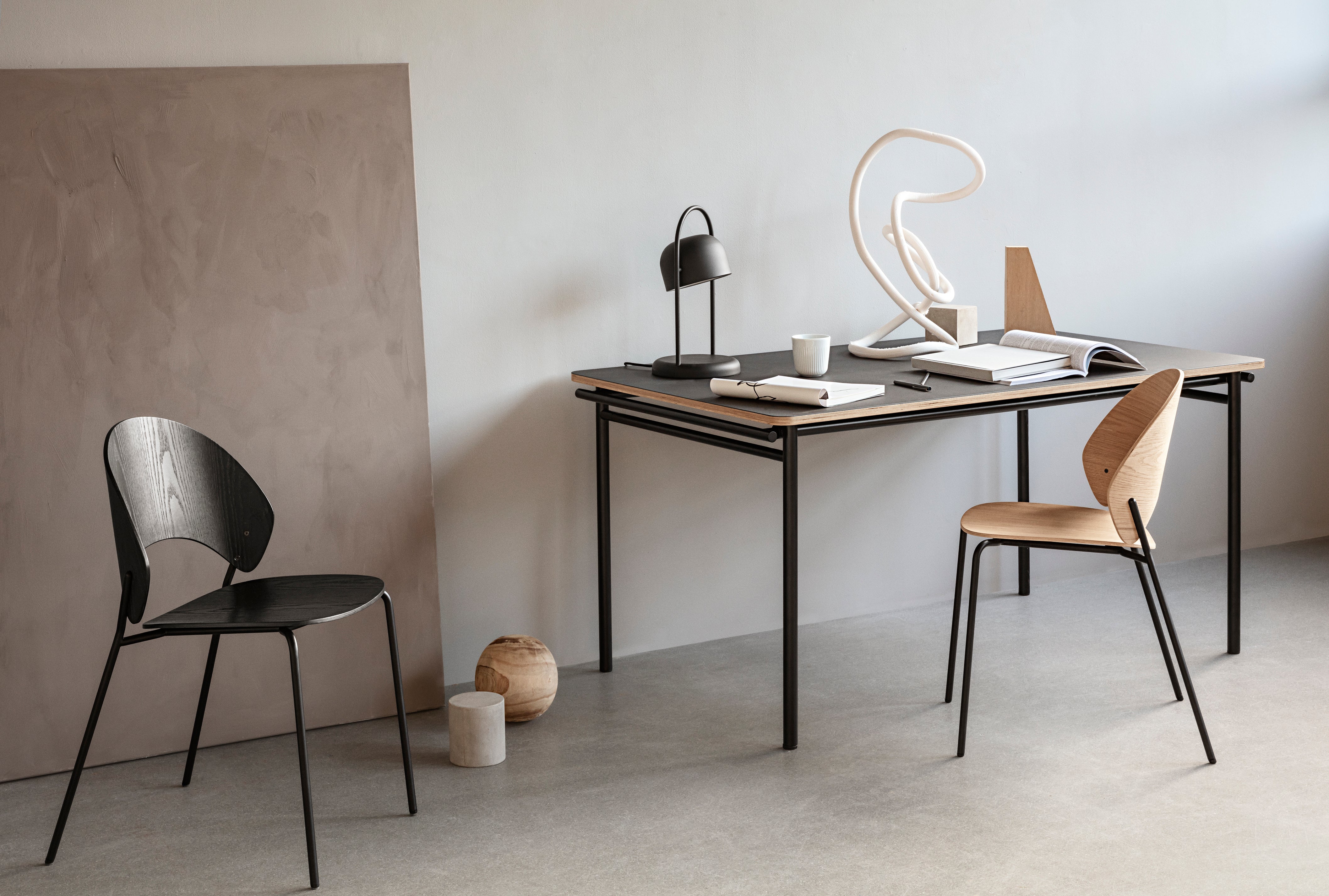 TAFFEL black table