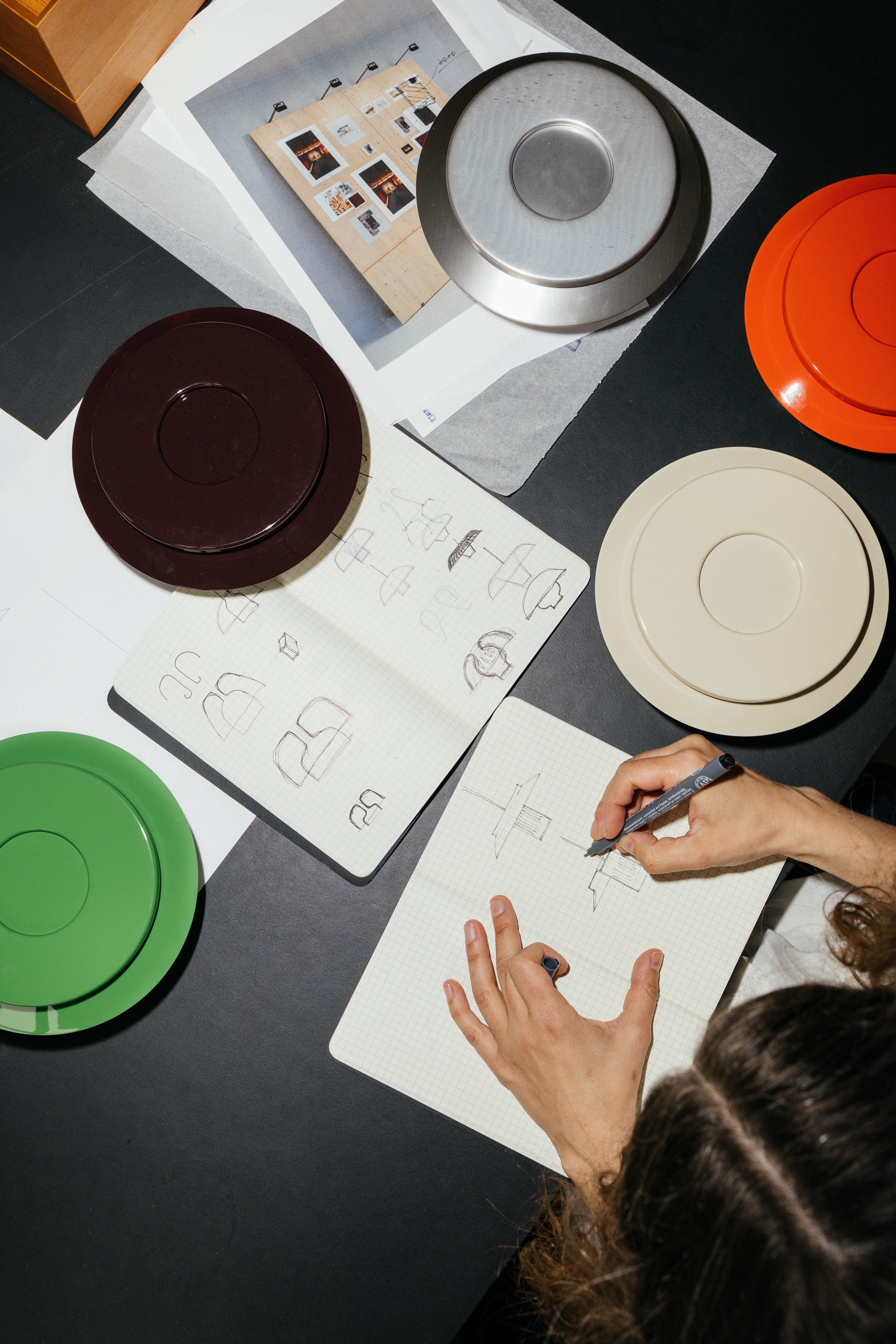 LILLE burgundy wall lamp