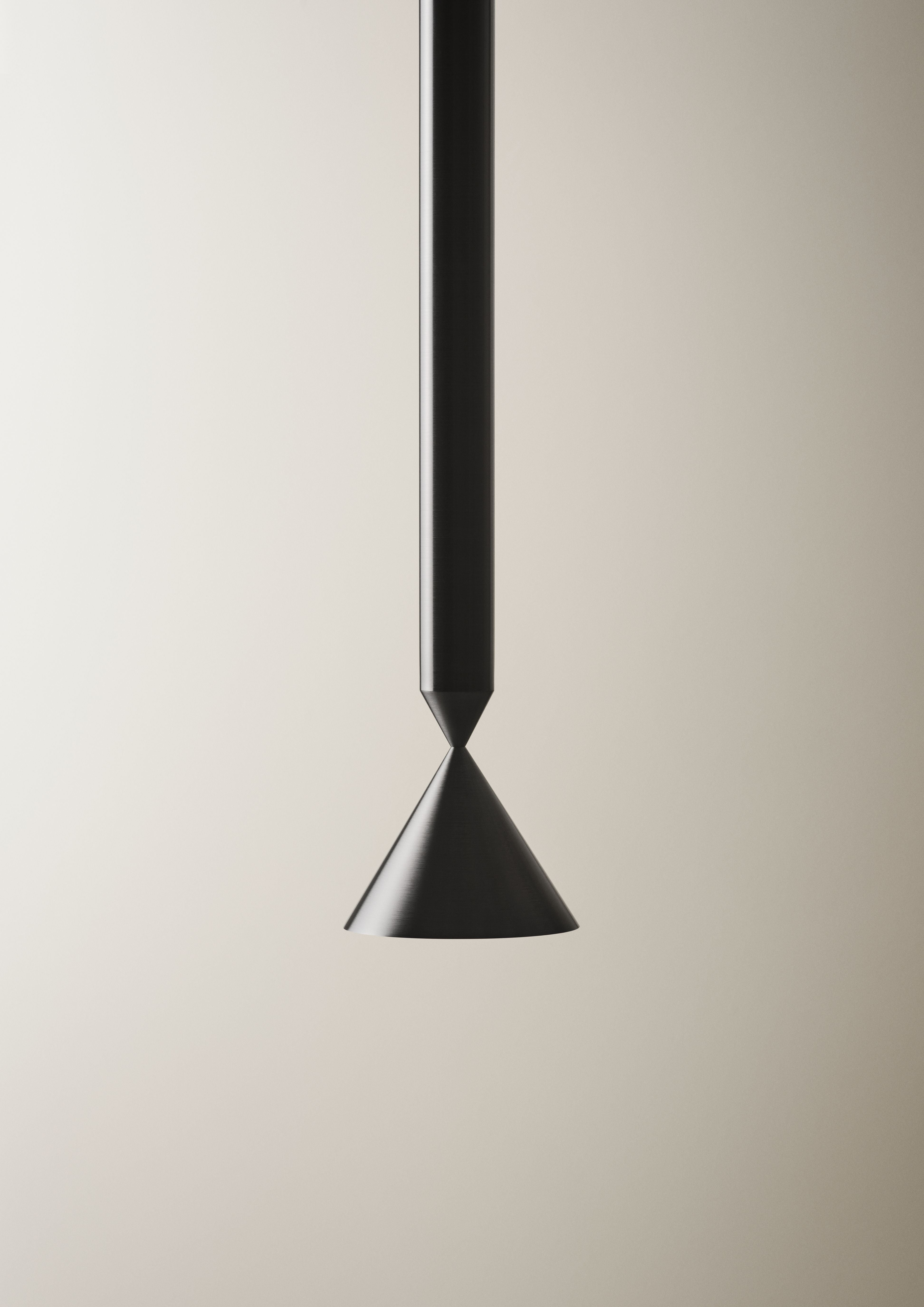 APOLLO GRAND Black Pendant Lamp