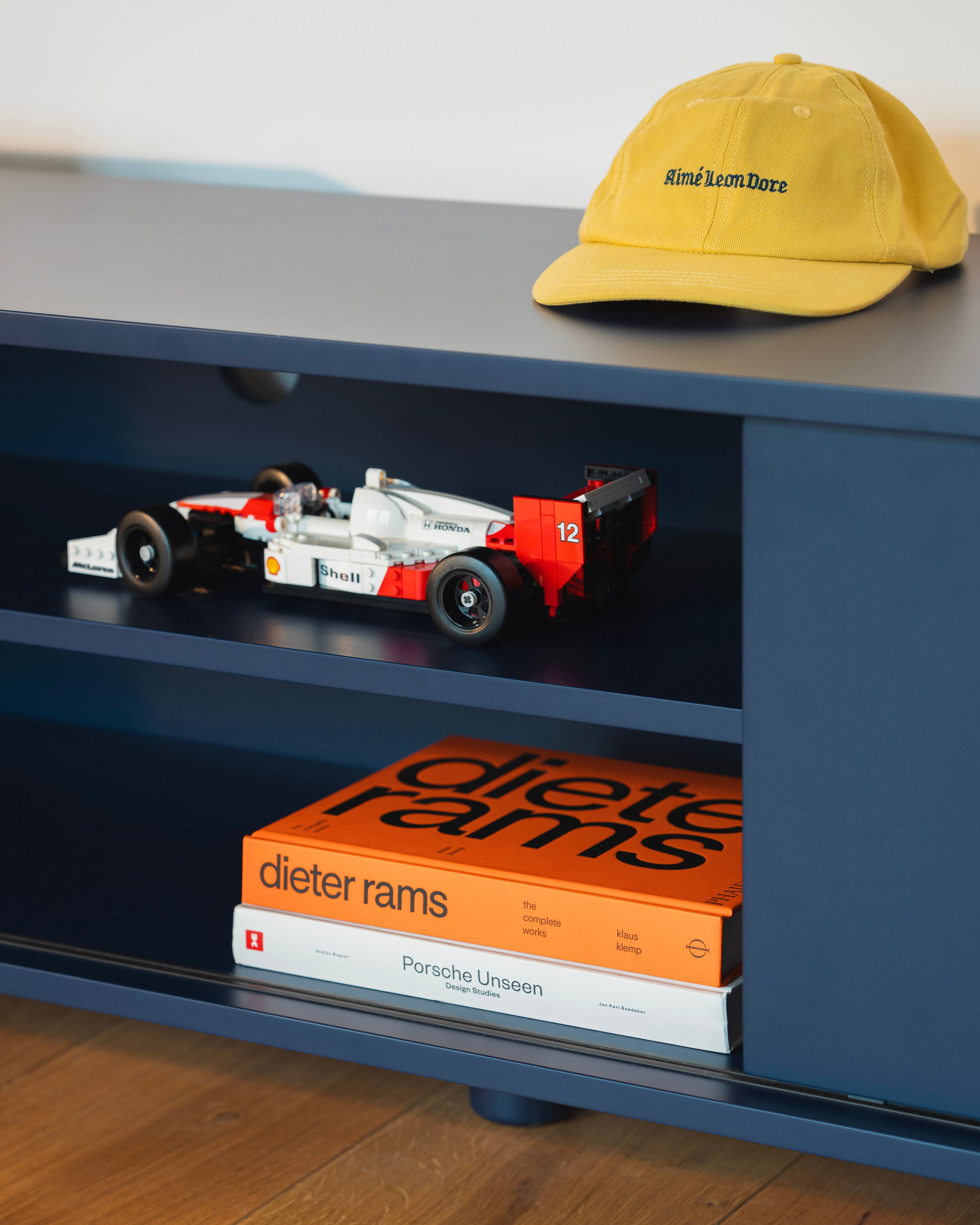 RTV Cabinet POP cobalt blue