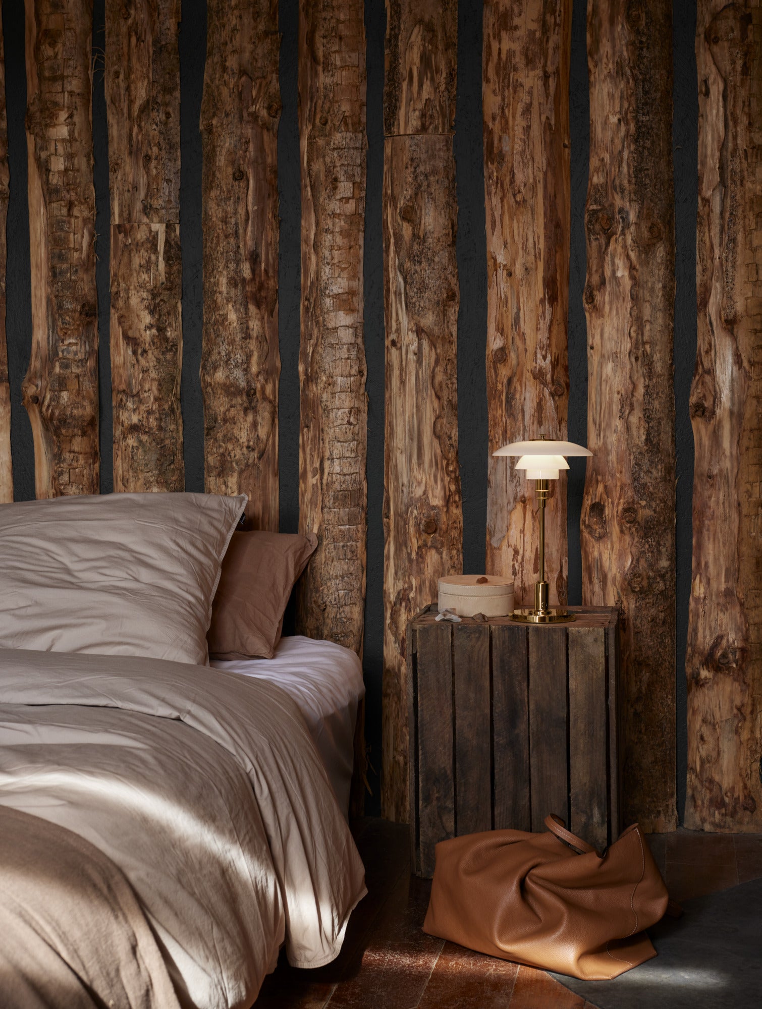 Portable lamp PH 2/1 white with brass base