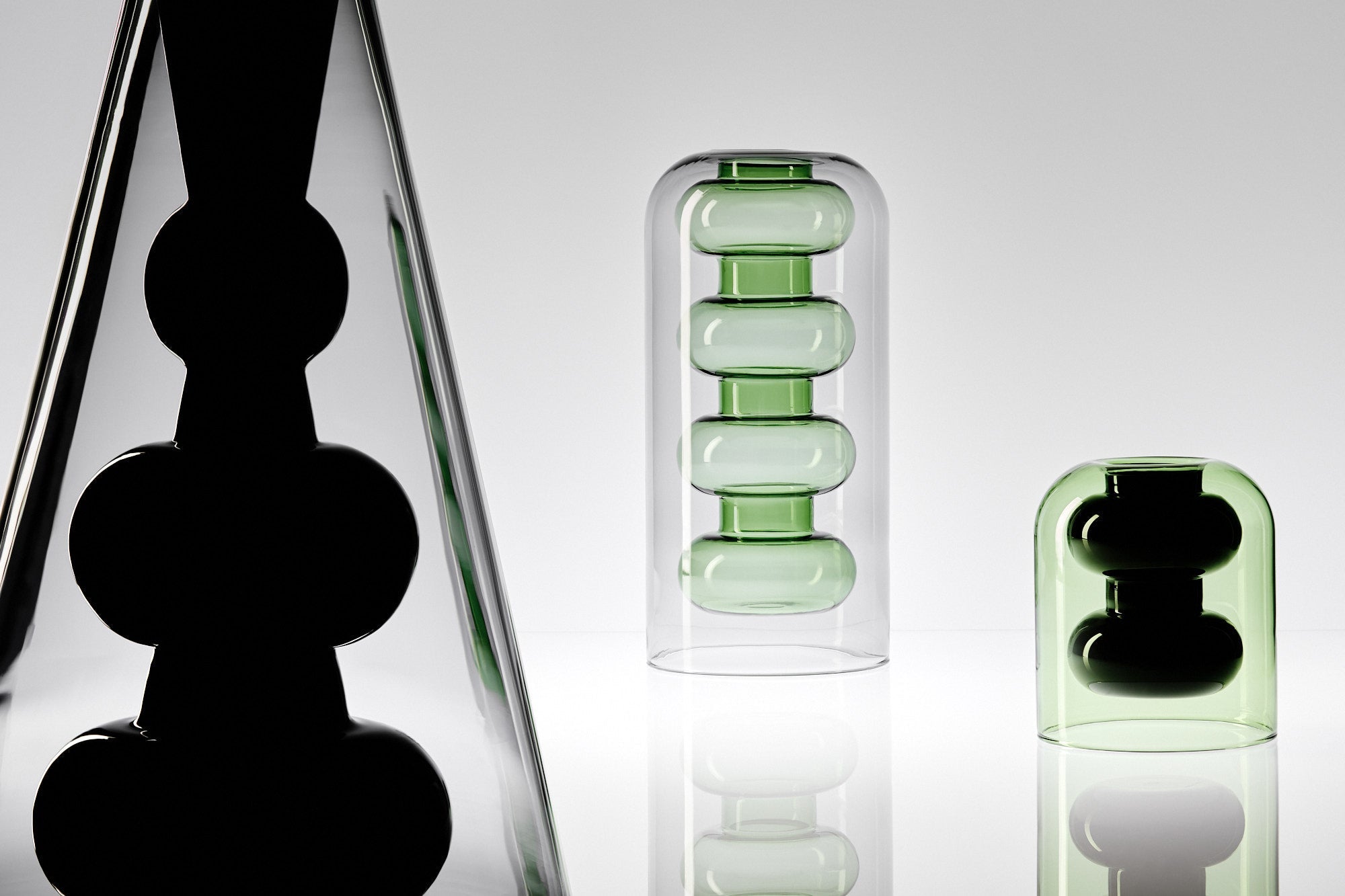Vase bump conone black glass