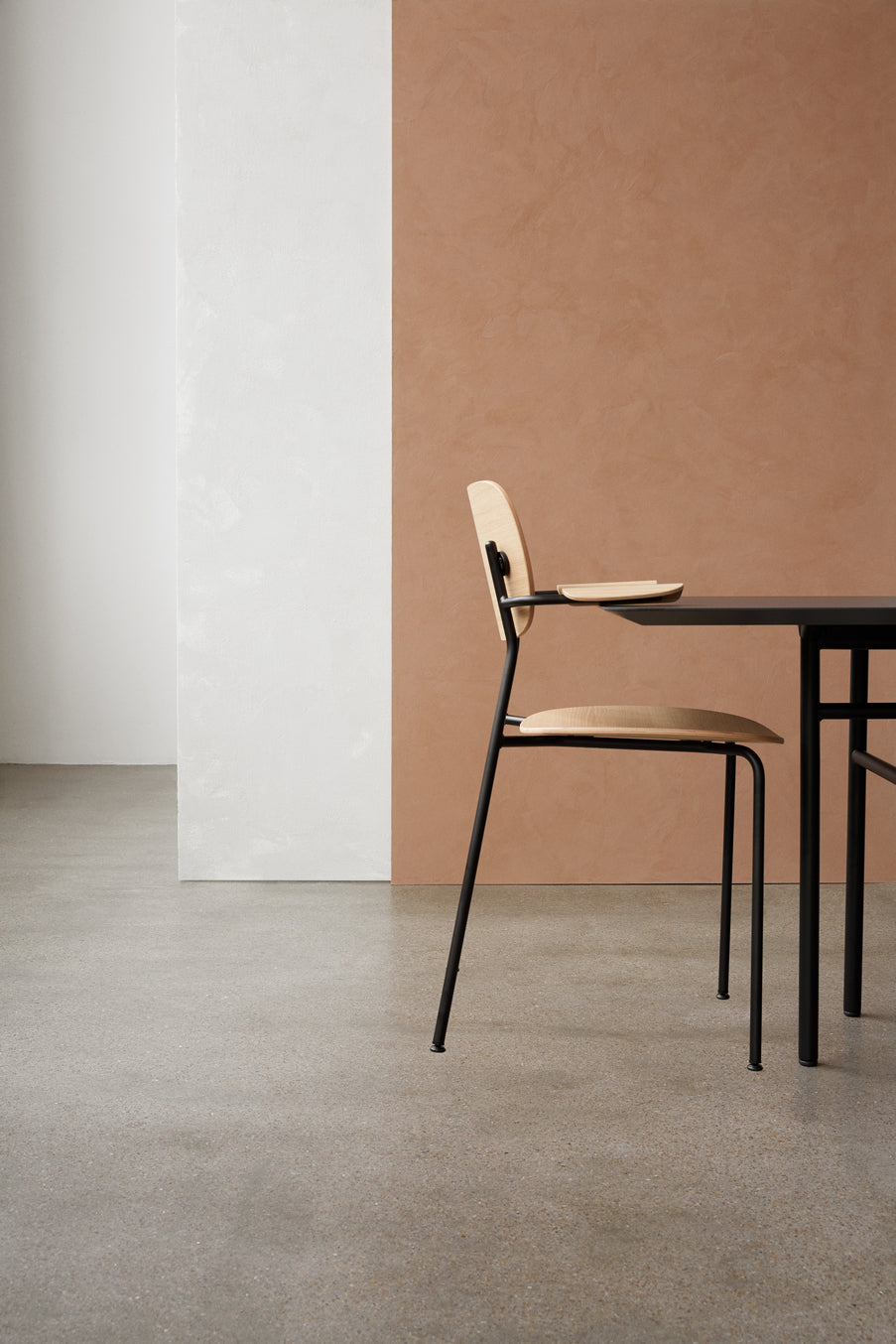 CO Armchair with Armrests Dark Oak Veneer with Black Base